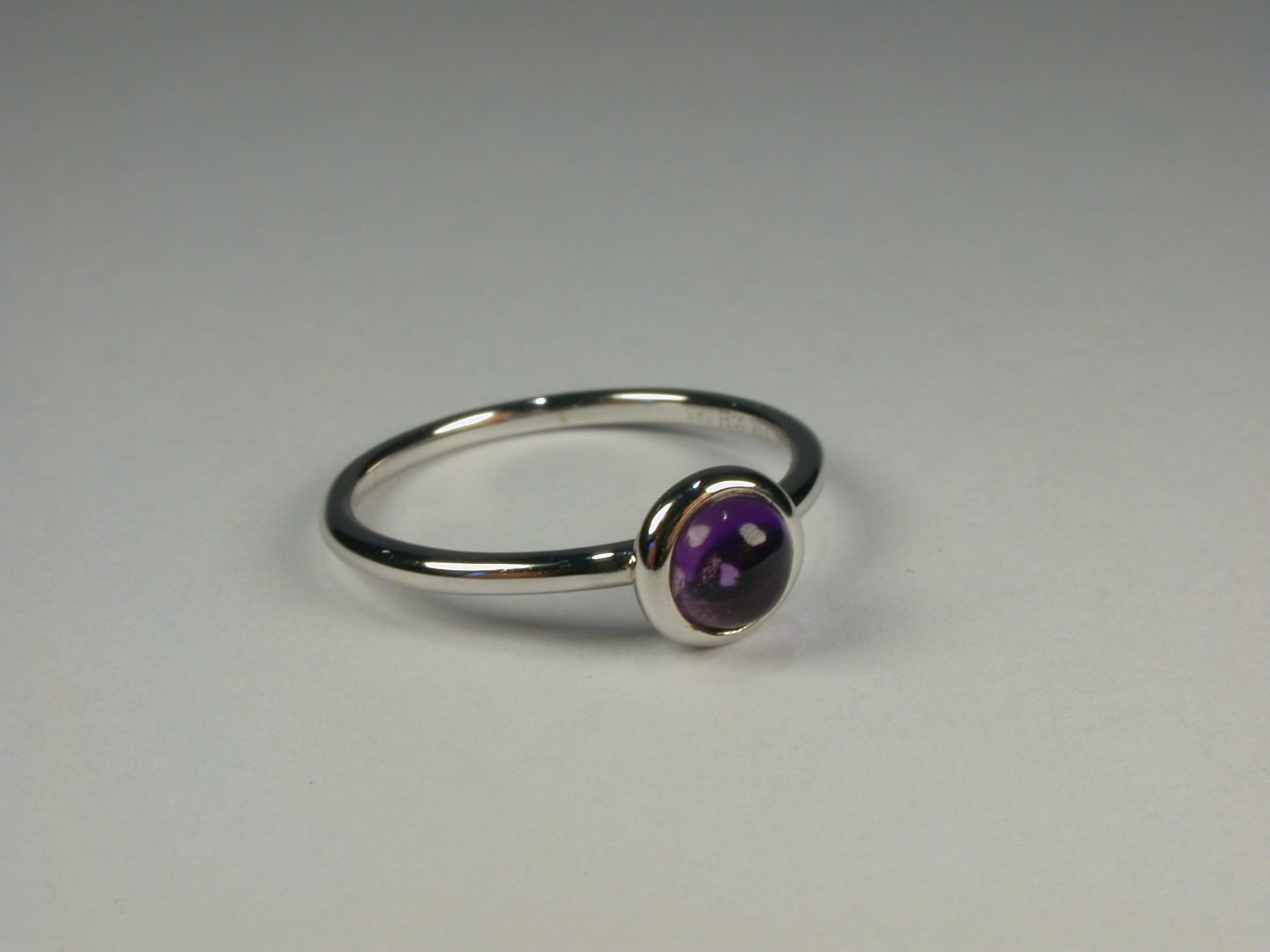 Ring WG 585, Amethyst ca. 0,56 ct - 1,78 Gramm