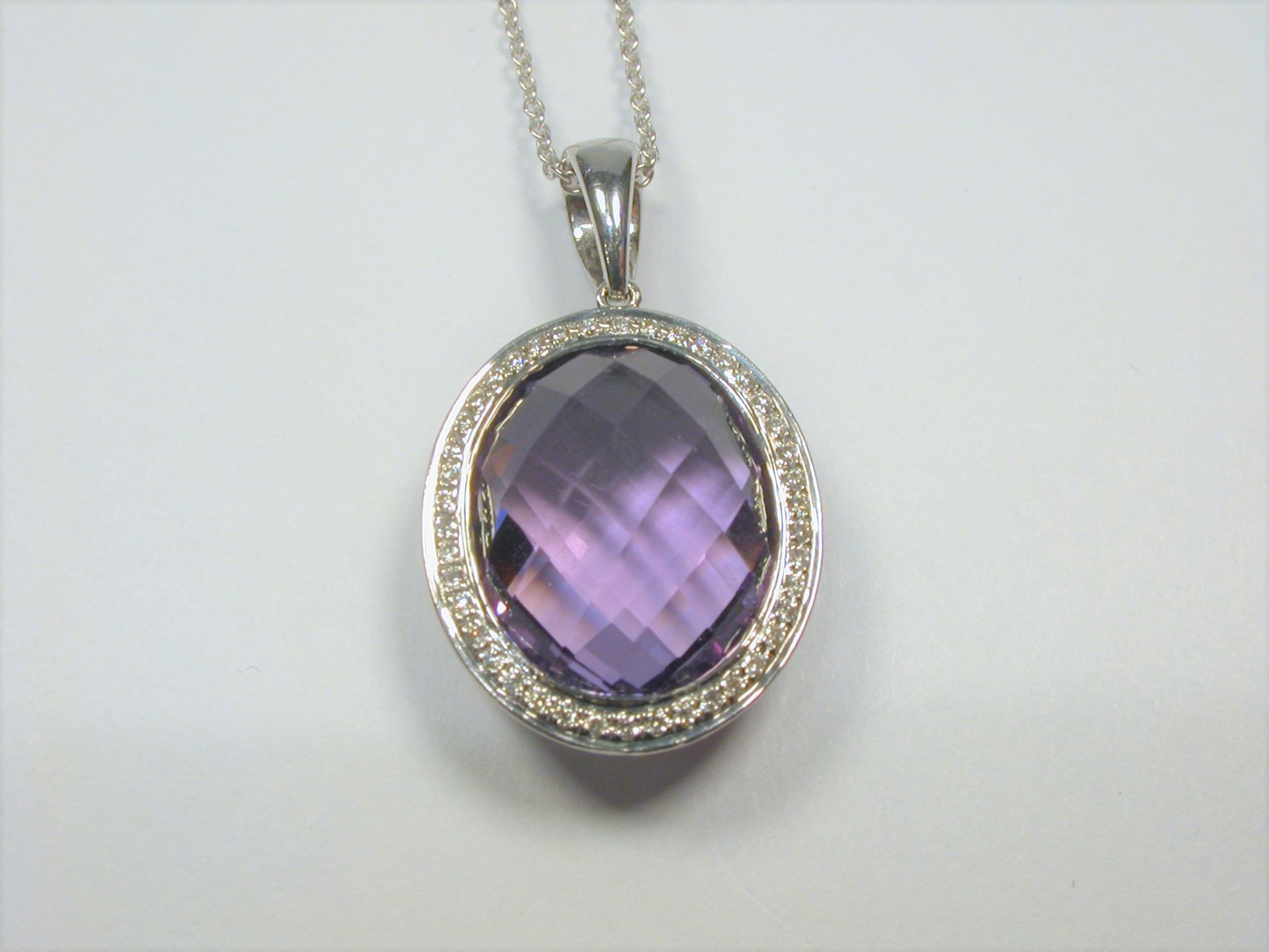 Anhänger WG 585, Diamanten, Amethyst - 4,16 Gramm