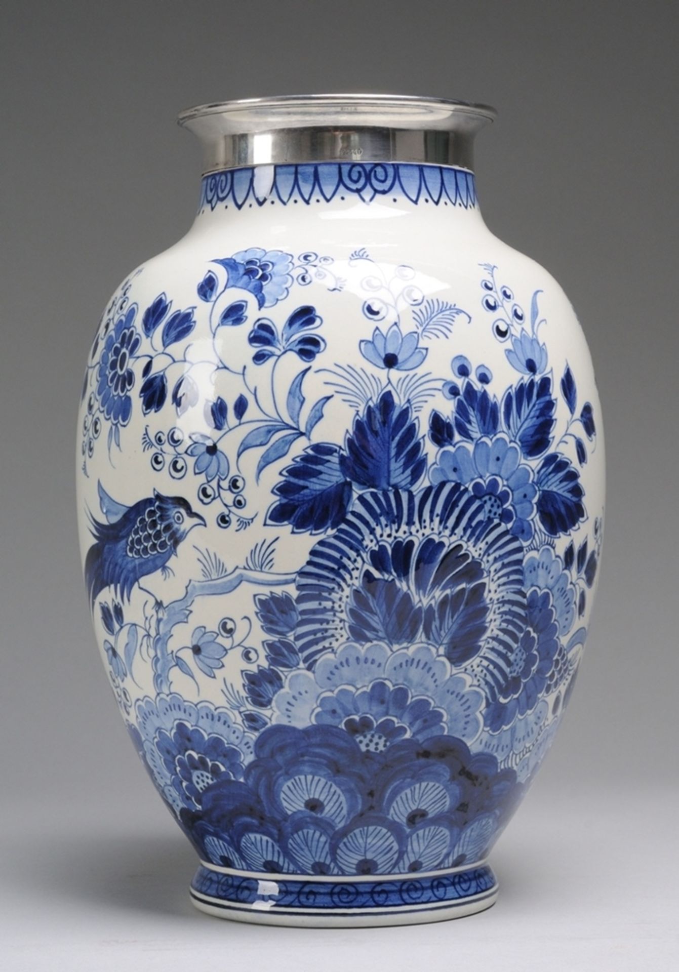 "Delfter" Vase mit Silbermontur