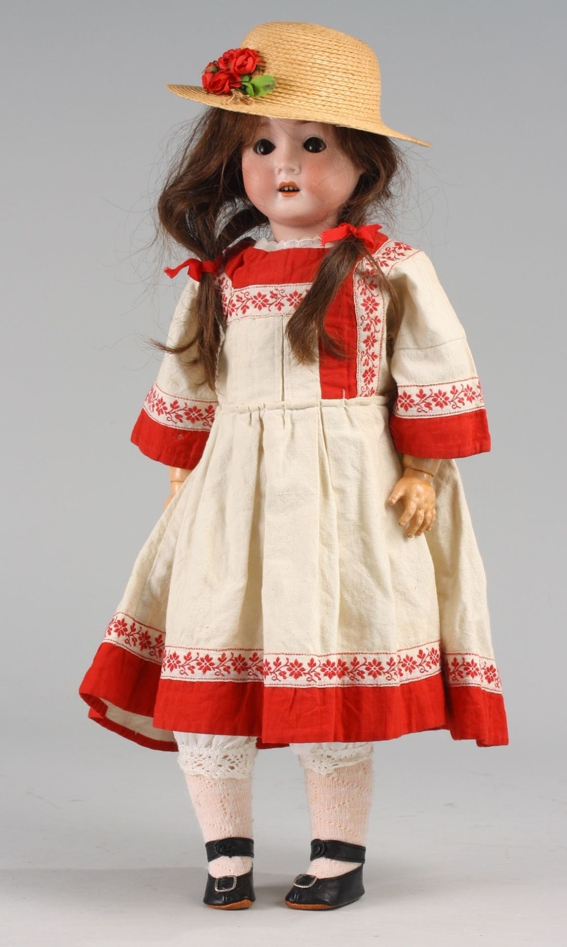 Historisches Porzellankopf-Puppenmädchen