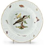 Tiefer Teller mit Vögeln und Insekten für Friedrich den Großen Meissen, um 1760