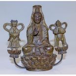 Guanyin auf Lotosthron sitzend China, wohl 18. Jh.