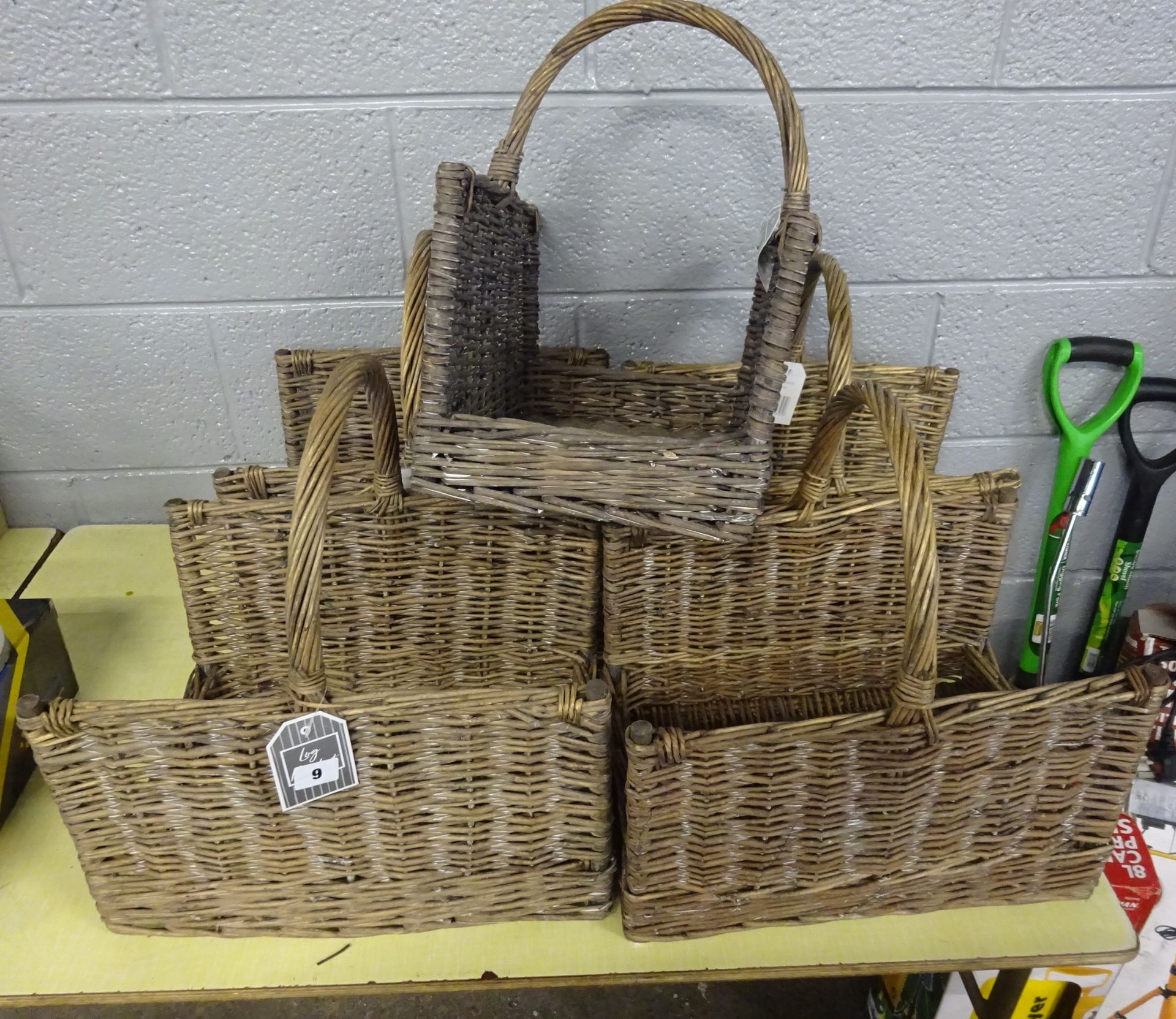 5 WICKER BASKETS