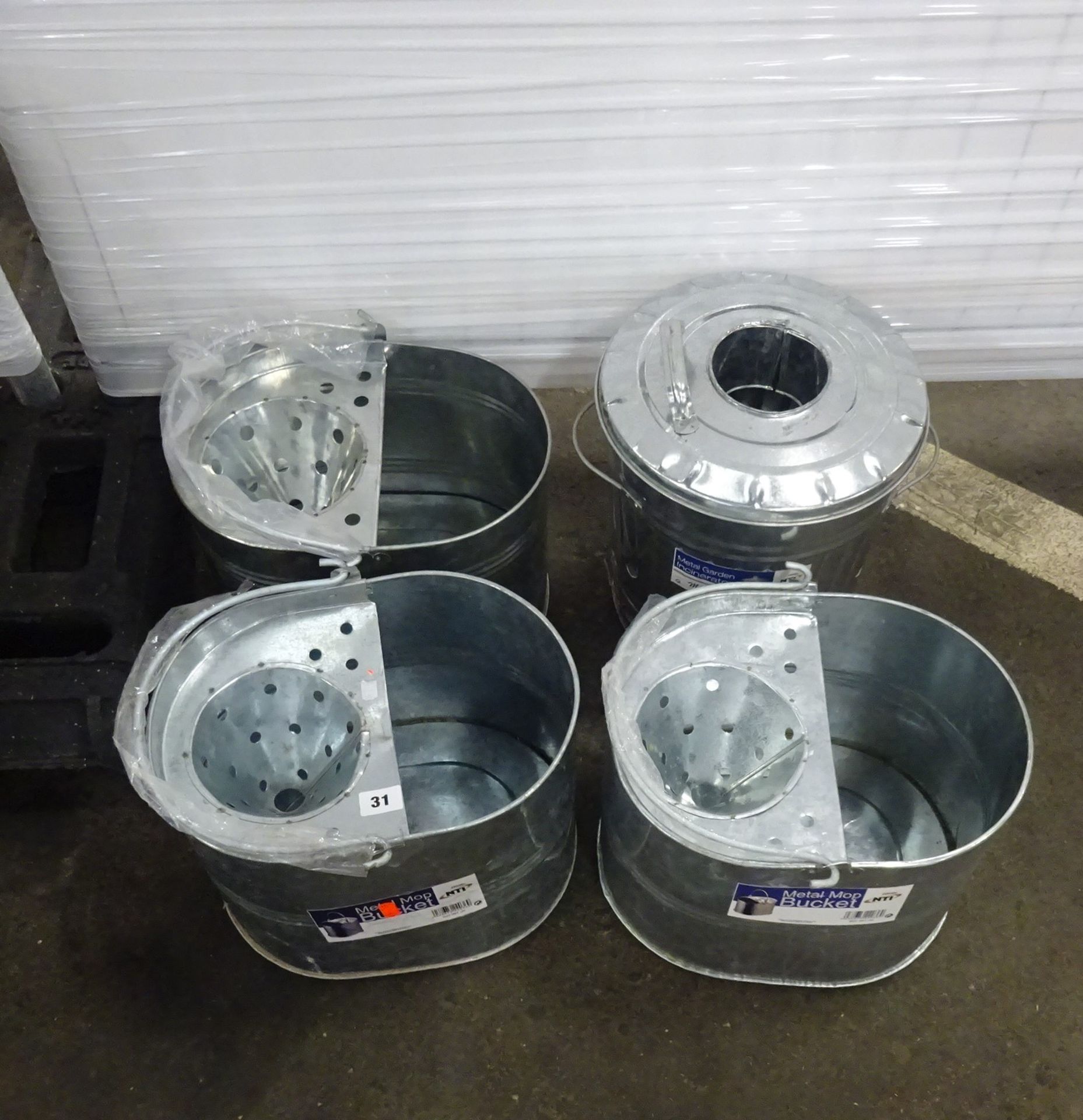 X3 METAL MOP BUCKETS & SM METAL BIN