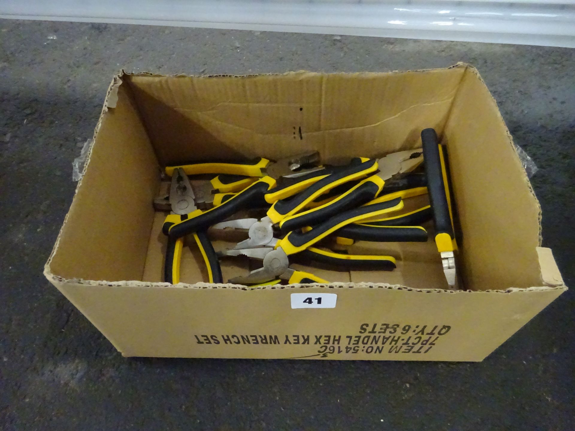 BOX OF 10 LG PLIERS