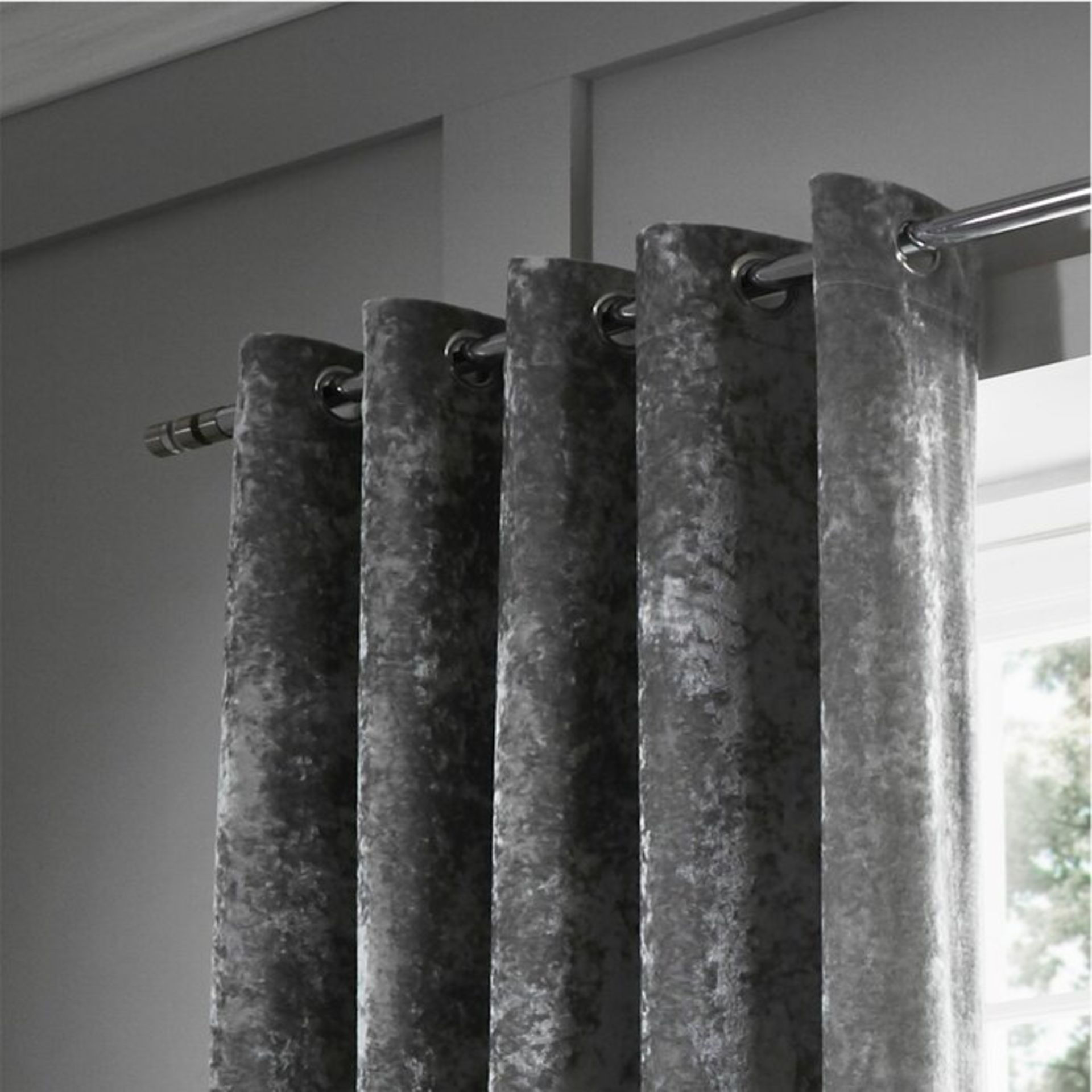 Crushed Velvet Eyelet Curtains- RRP £48.82 - Image 2 of 2