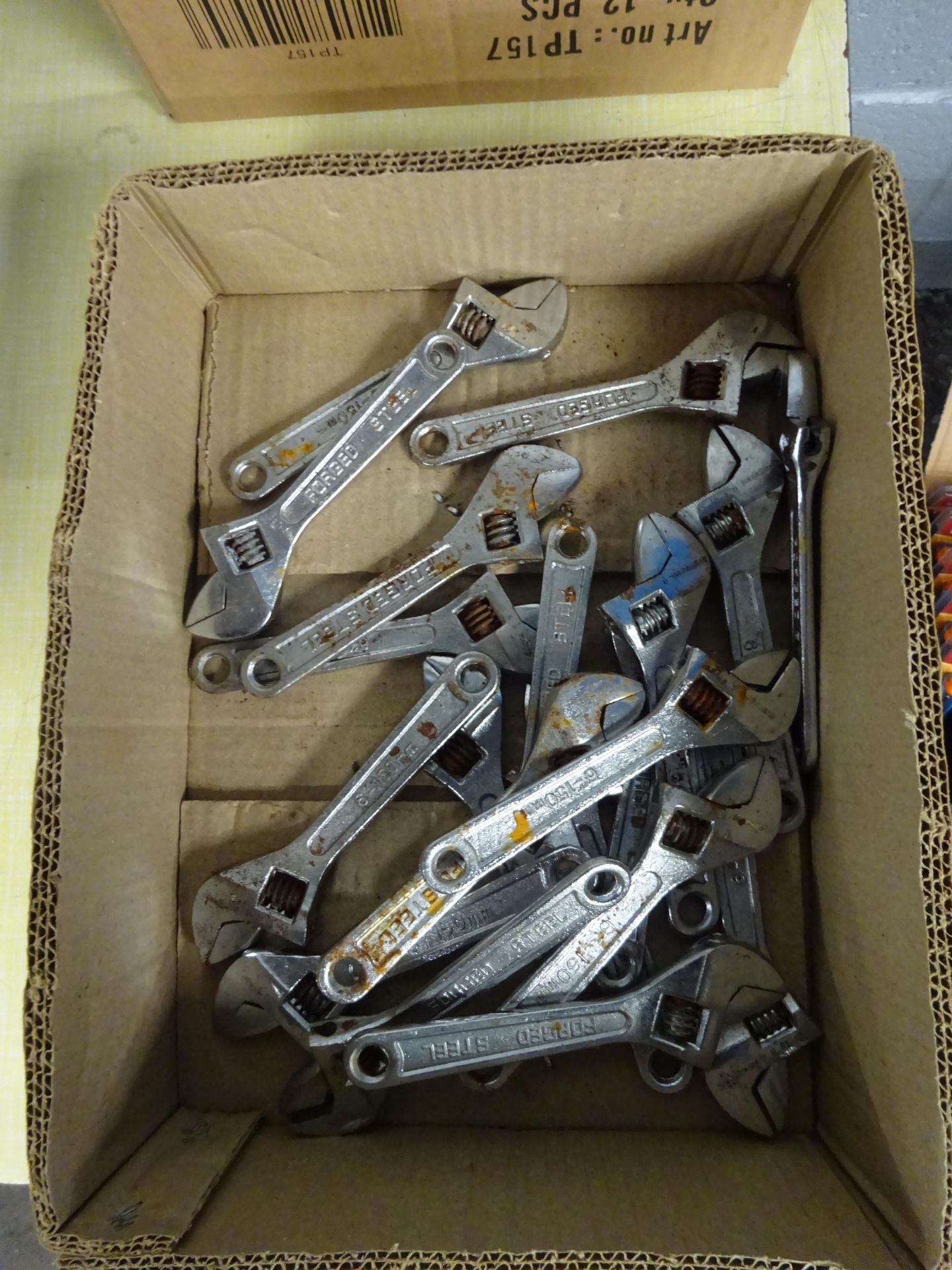 BOX OF 20 ADJUSTIBLE SM WRENCHES