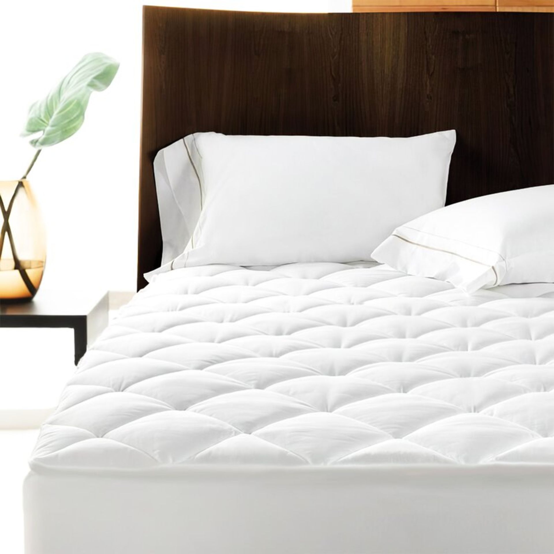 Anim Quilted Extra Deep Fitted Mattress Protector - RRP £29.99