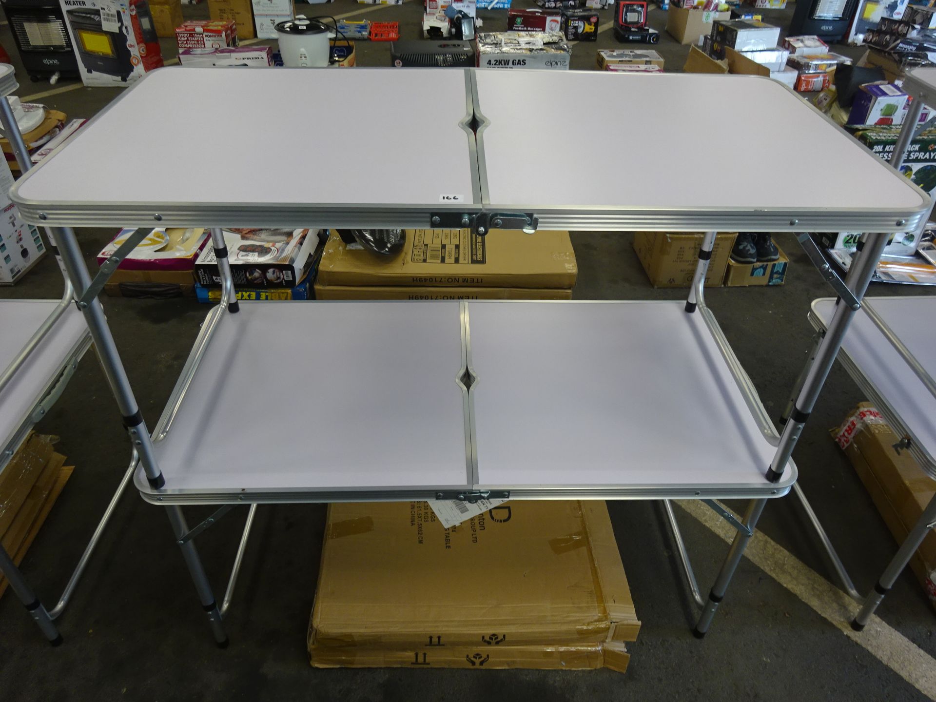 X2 FOLDING TABLES
