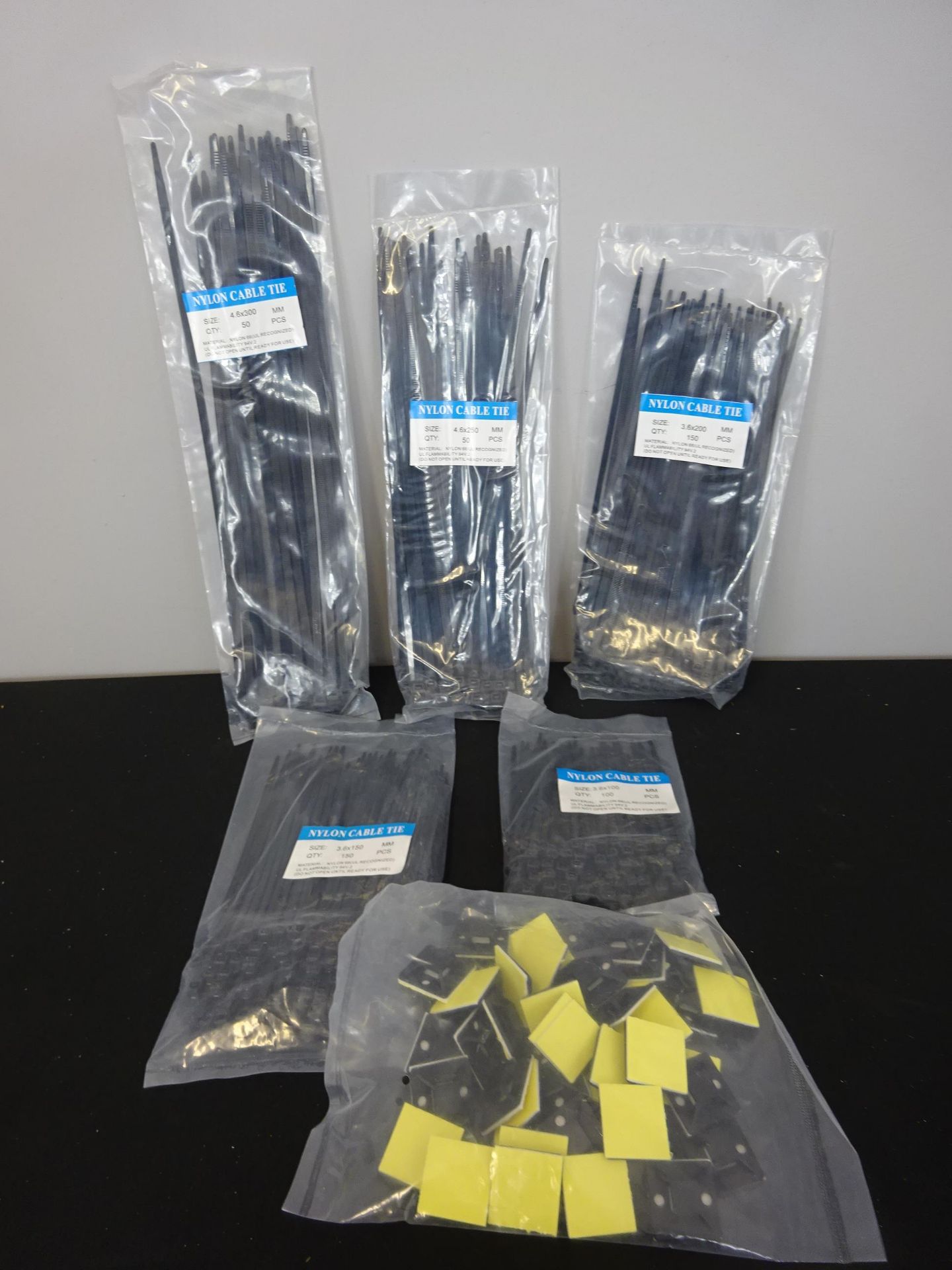 Quantity Of Black Cable Ties In Various Sizes