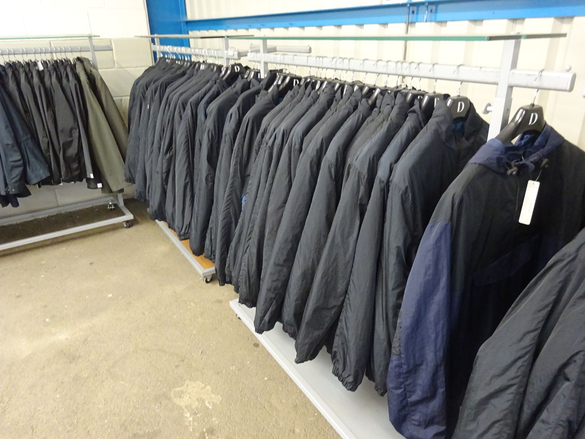 320PCS OF MENS DEBENHAMS CLOTHING WITH AN APPROX RRP OF £10500, INCLUDES SHIRTS AND COATS. - Image 5 of 26