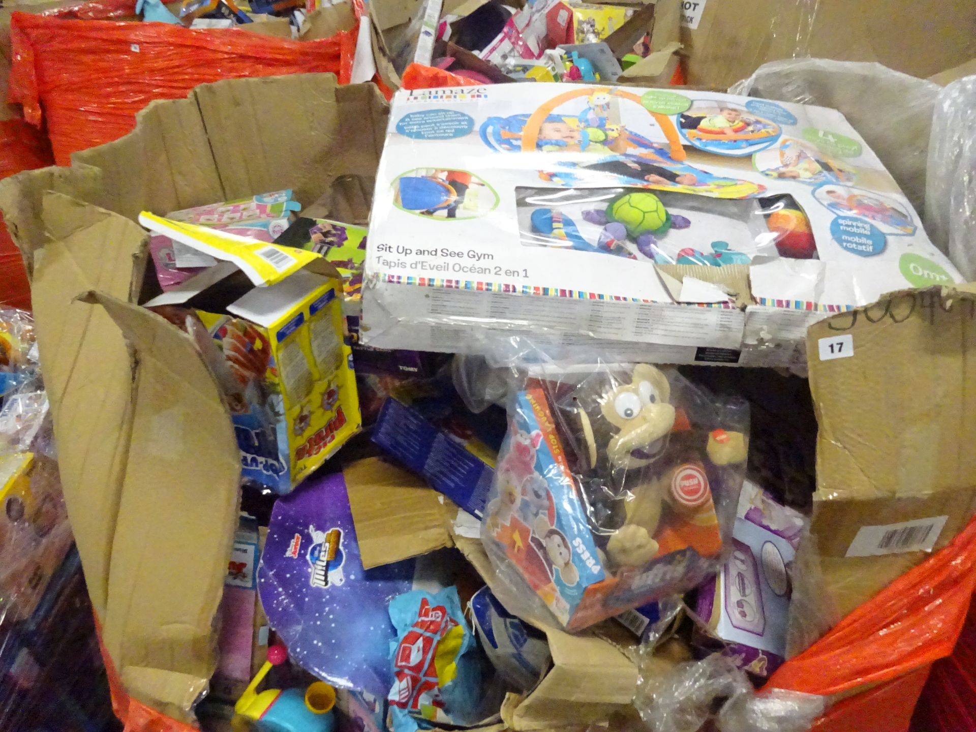 PALLET OF TOYS - NO VAT - Image 2 of 2