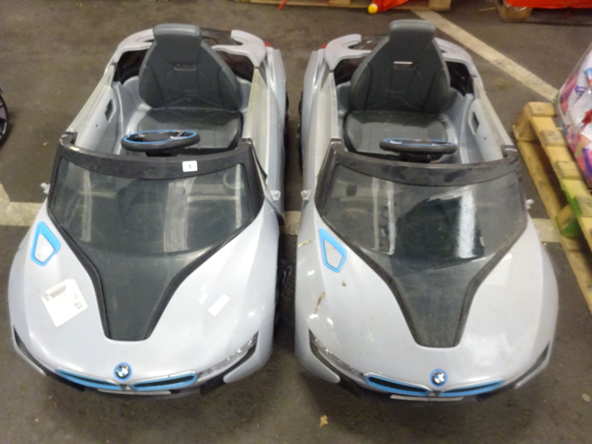 X 2 BMW ELECTRIC CARS - NO VAT