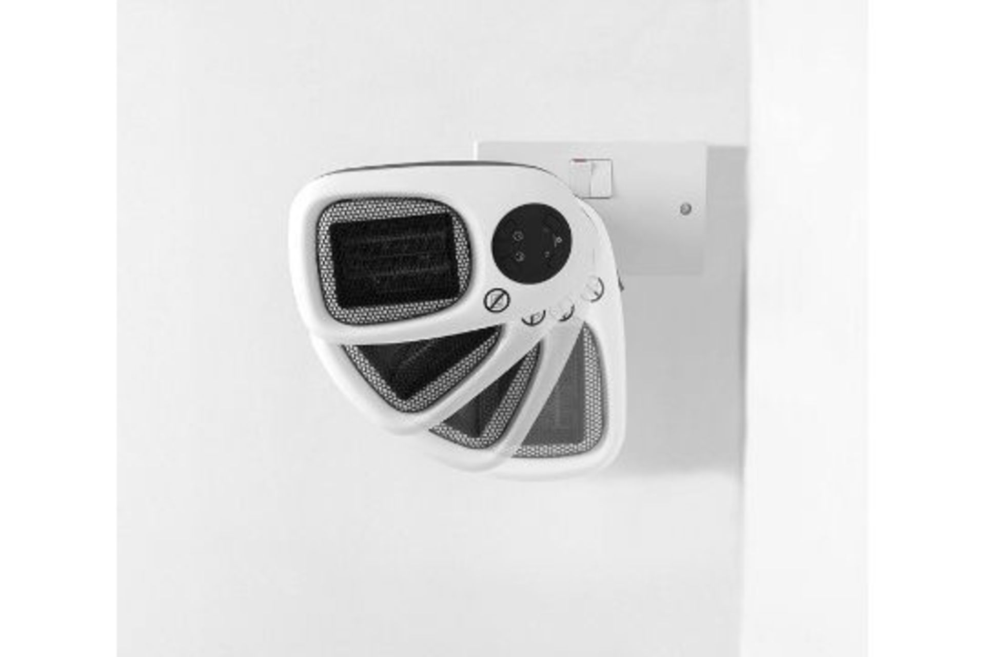 Brand New Kleeneze 500w Plug in Heater with LED Display, Timer, 90° Swivel Plug - Image 2 of 2