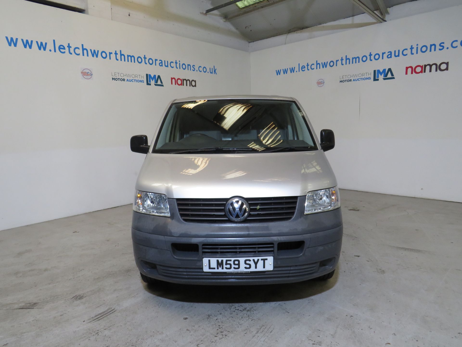 2009 Volkswagen Transporter T26 84 TDI SWB 1896cc *NO VAT* - Image 2 of 22