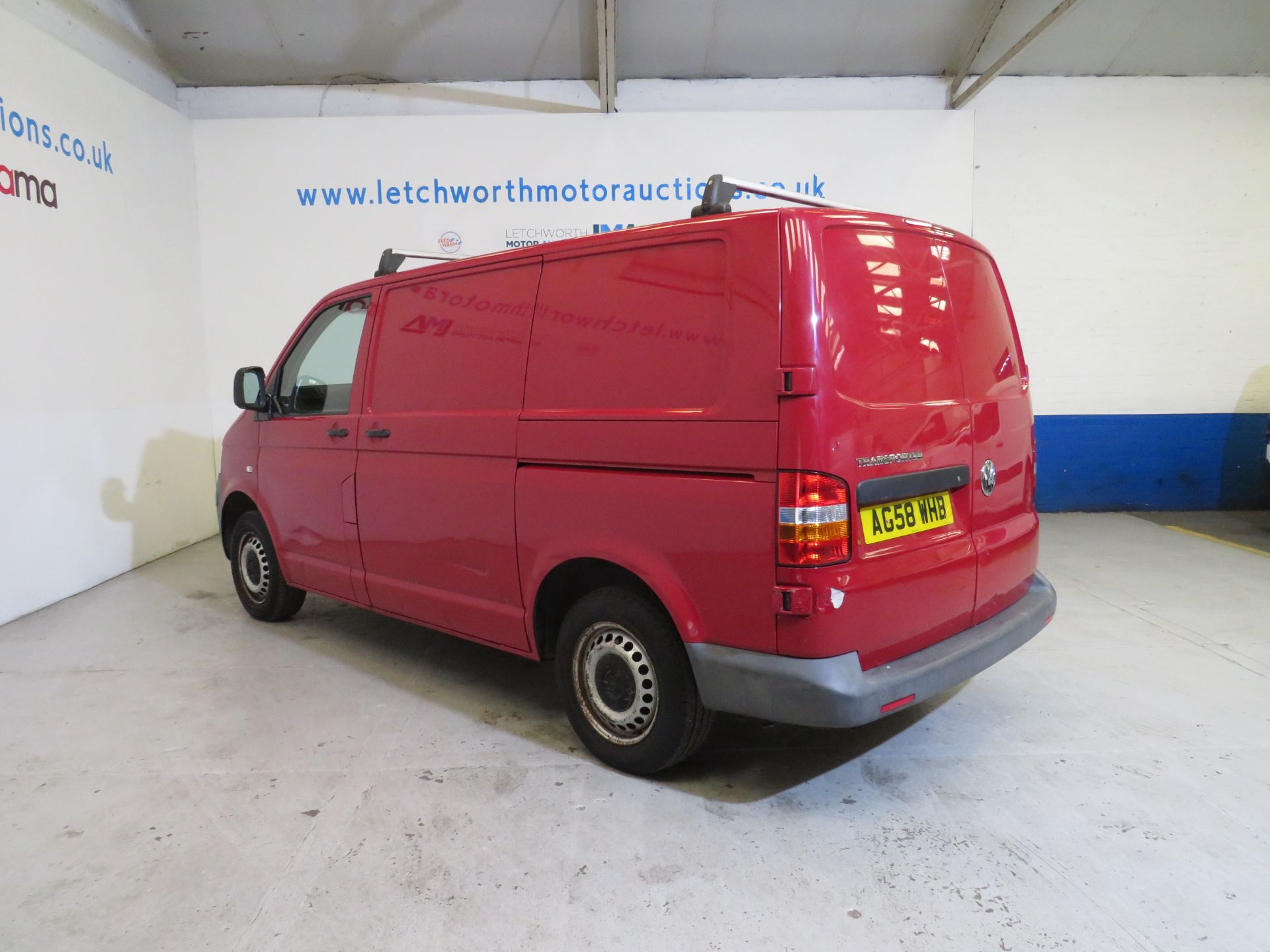 2008 Volkswagen Transporter T26 84 TDI SWB 1896cc *NO VAT* - Image 4 of 18