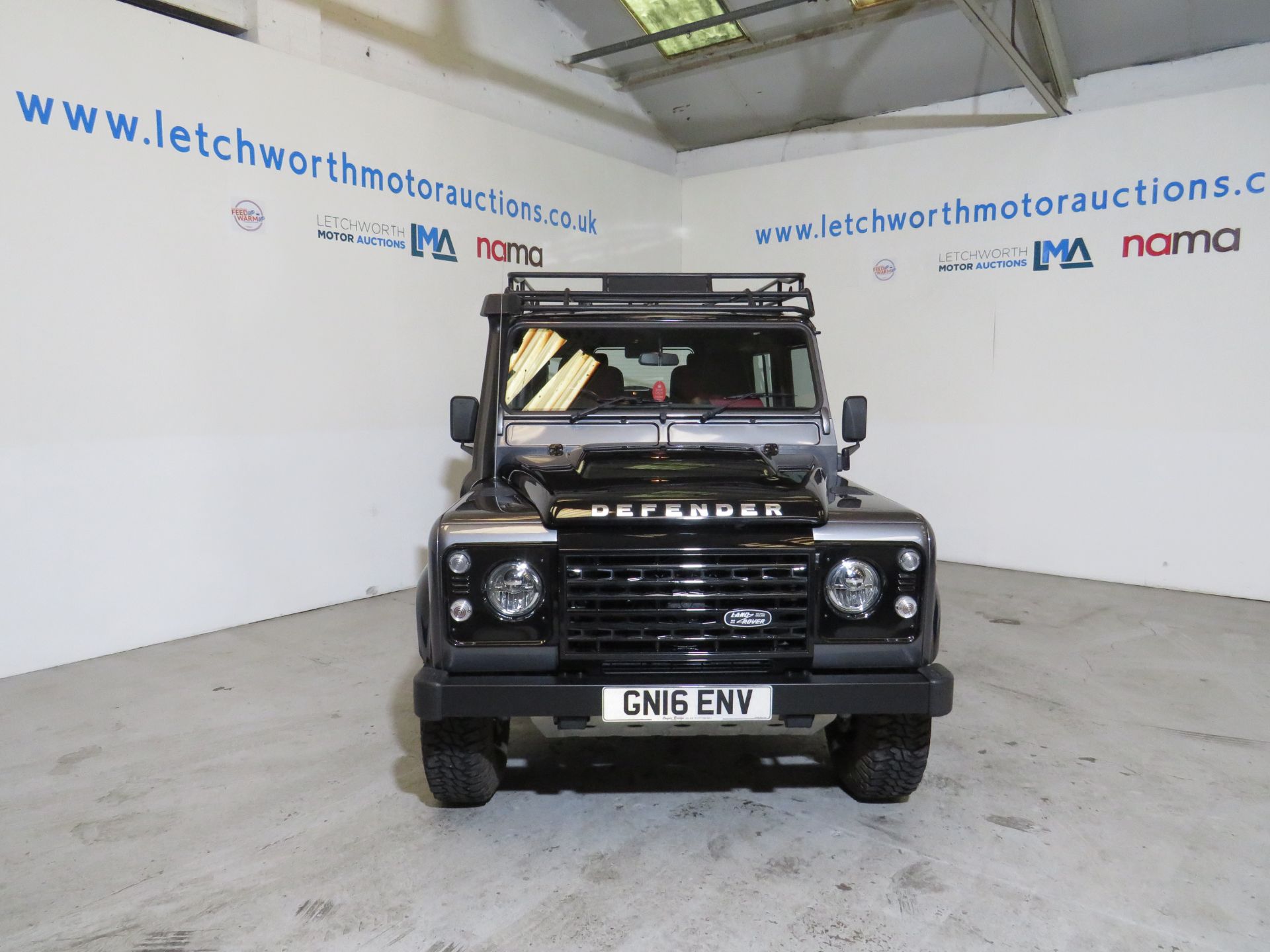 2016 Land Rover Defender 90 Adventure TD 2198cc *NO VAT* - Image 2 of 10