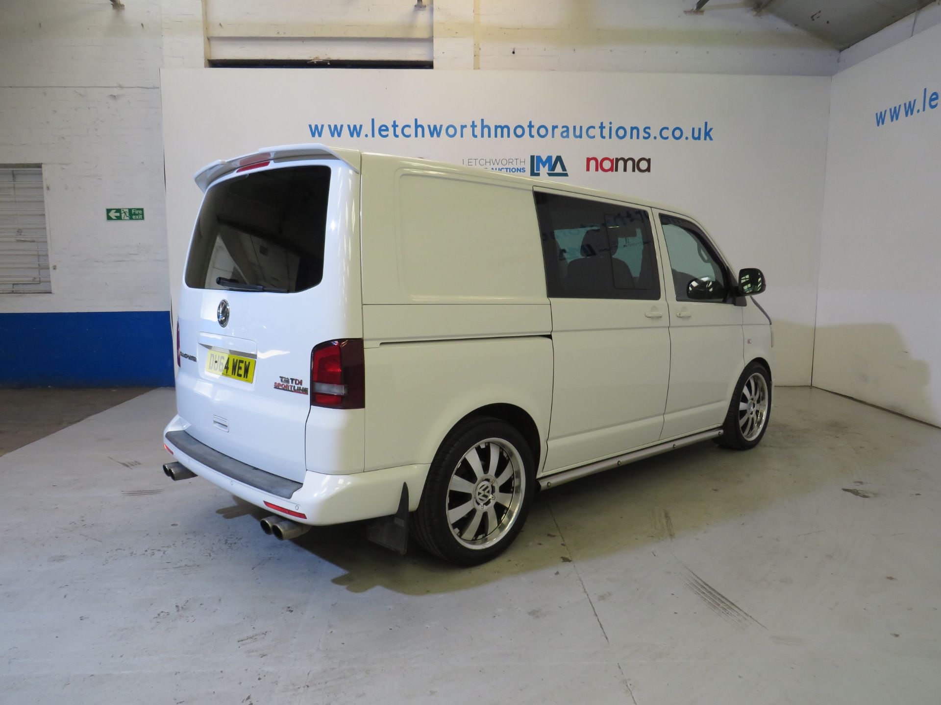 2014 Volkswagen Transporter T32 Sportline TDI 180 1968cc *NO VAT* - Image 7 of 14