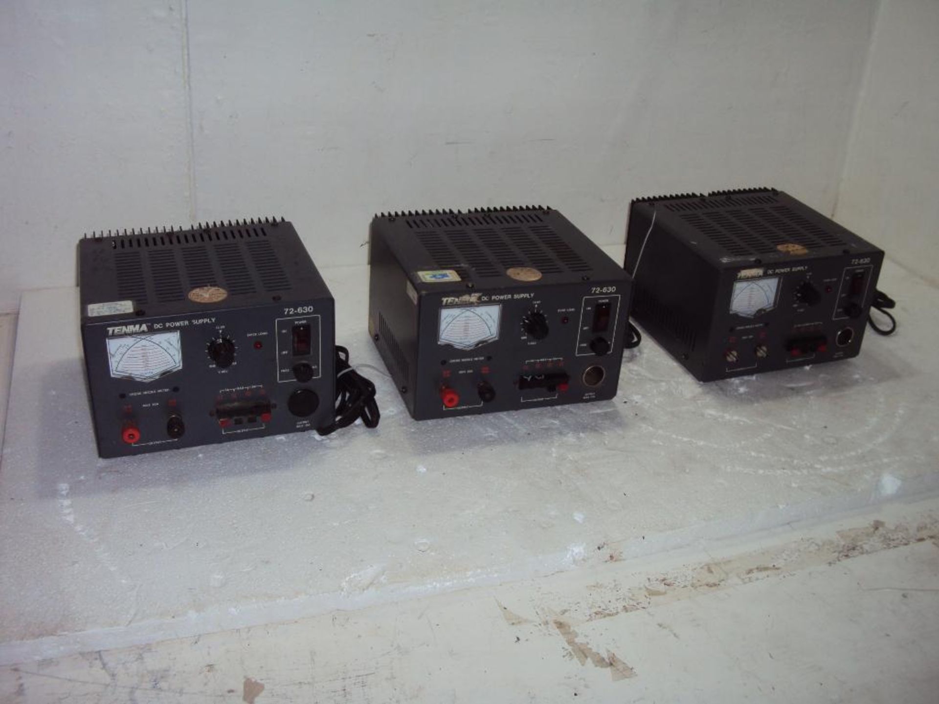 Lot of 3 Tenma 72-630 Adjustable 0-24VDC Power Supplies