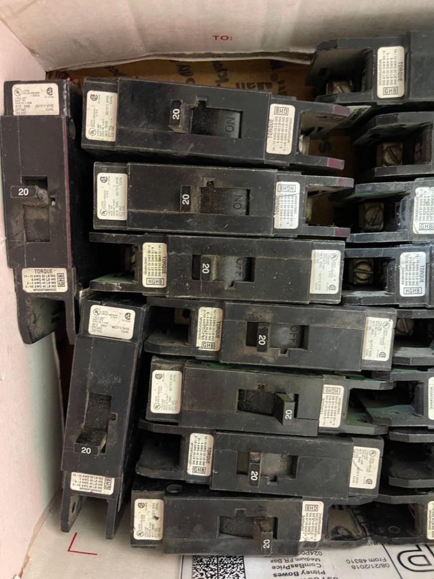 Lot of 19 Cutler Hammer GHB Single Pole Circuit Breaker 17-20Amp 2-50Amp - Image 2 of 3