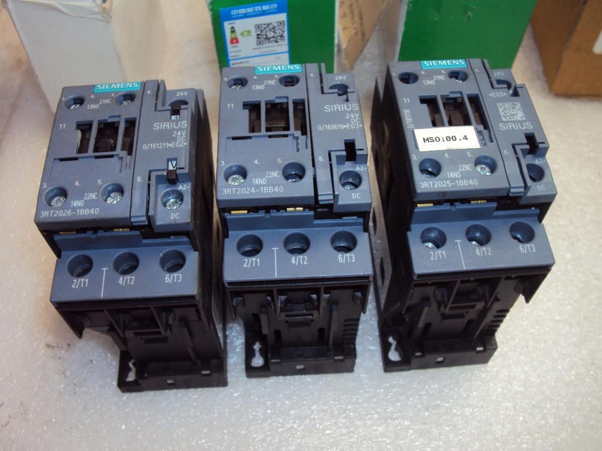 (9) CONTACTORS IN ONE LOT - Bild 3 aus 4