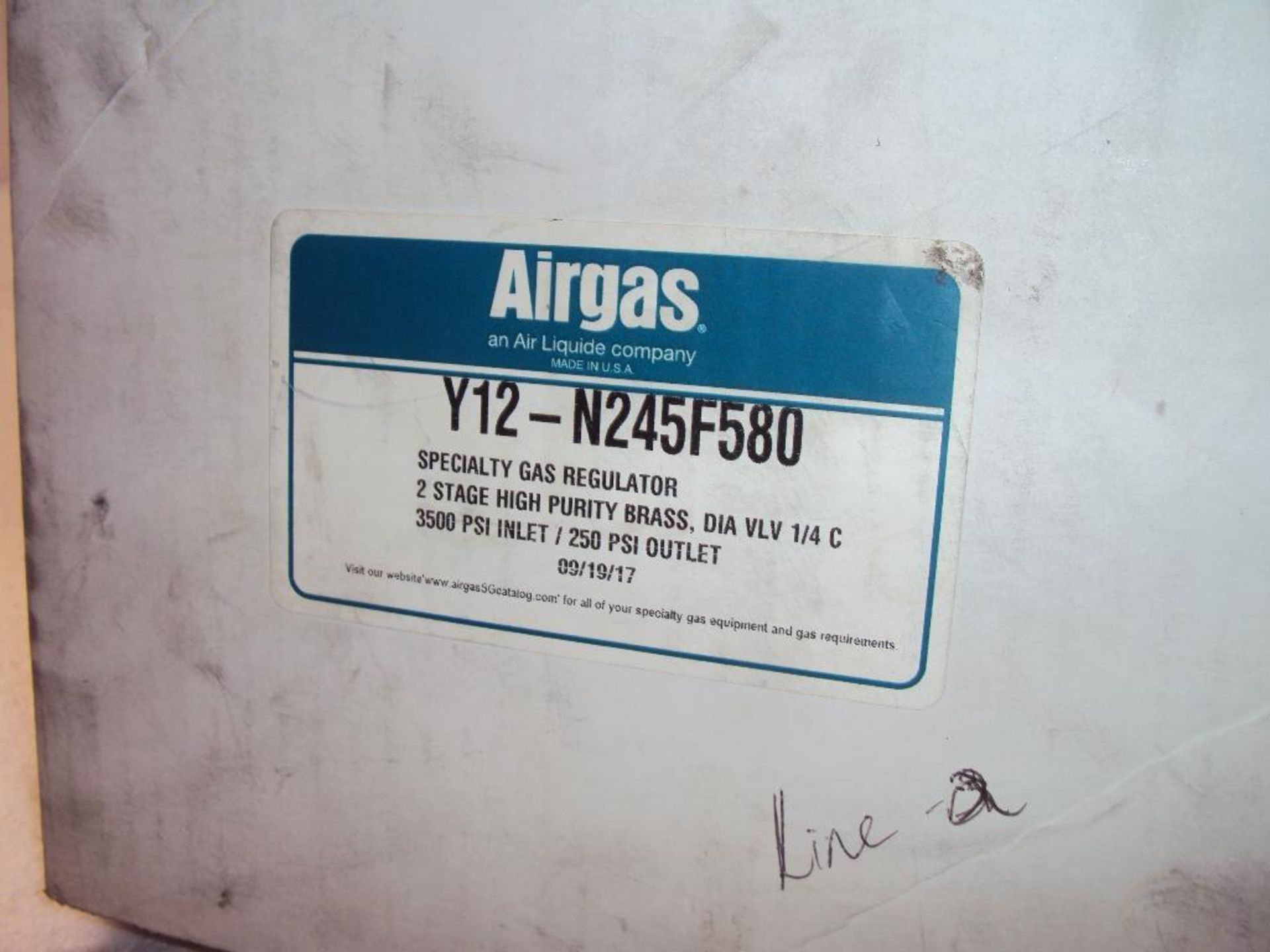 Airgas Y12-N245F580 High Purity Gas Regulator - Image 3 of 3