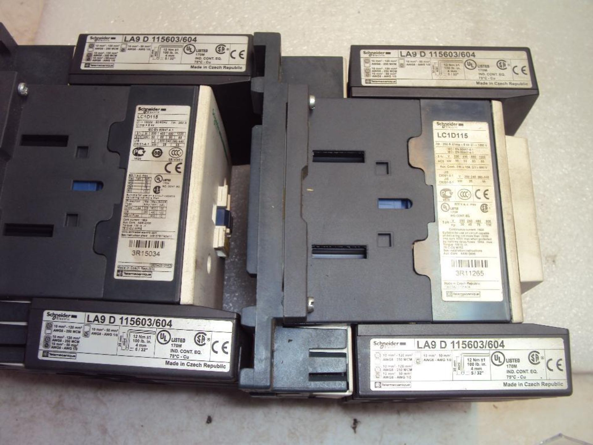 (3) CONTACTORS IN ONE LOT - Bild 5 aus 7