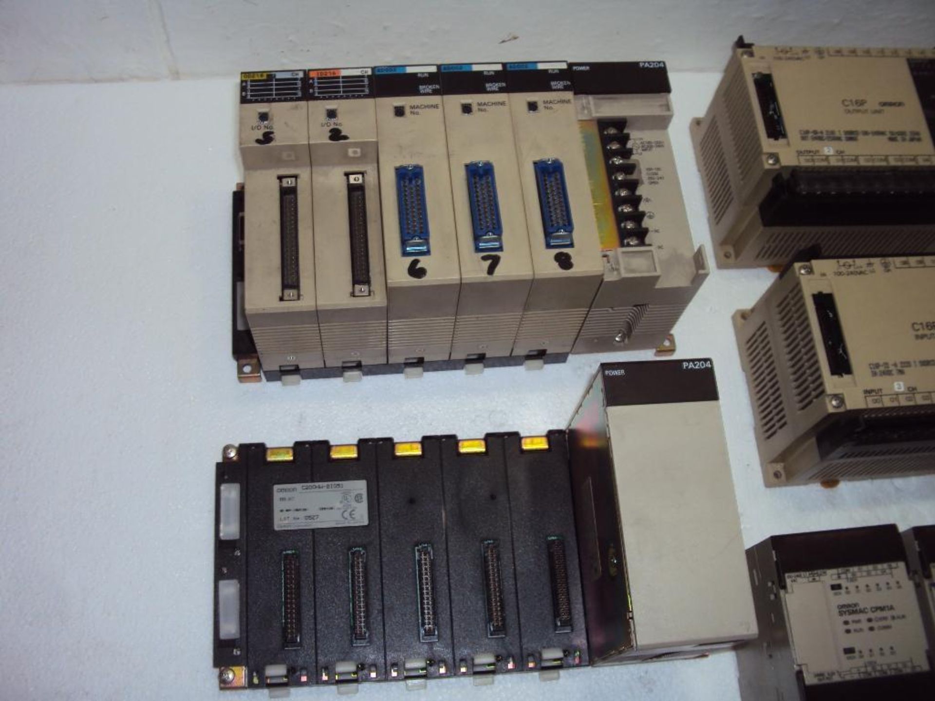 Legacy Omron Sysmac PLC controllers and modules - Image 2 of 7