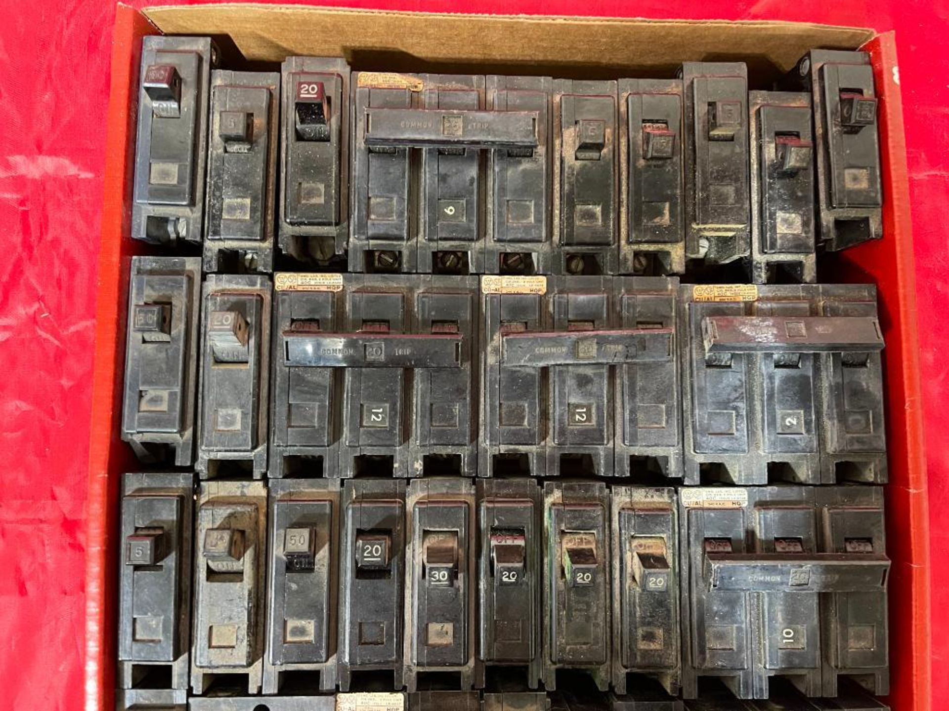 Lot of Westinghouse Circuit Breakers HQP + P Quicklag Single, Double + 3 Pole - Image 3 of 3