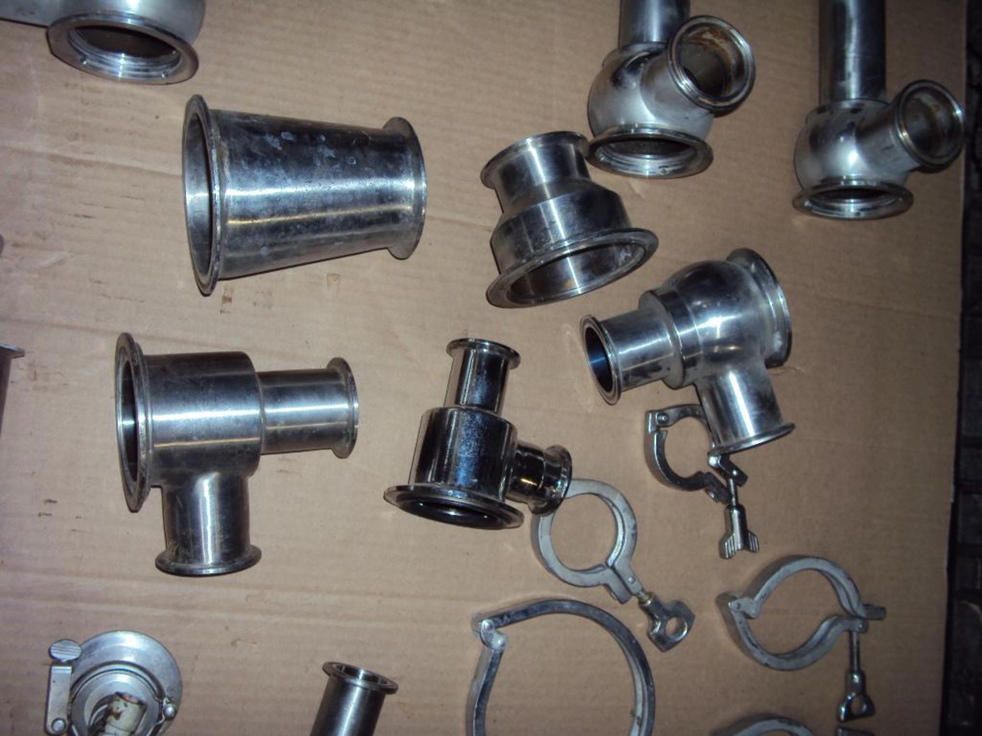 SANITARY STAINLESS STEEL PIPE AND FITTINGS IN ONE LOT - Image 4 of 6