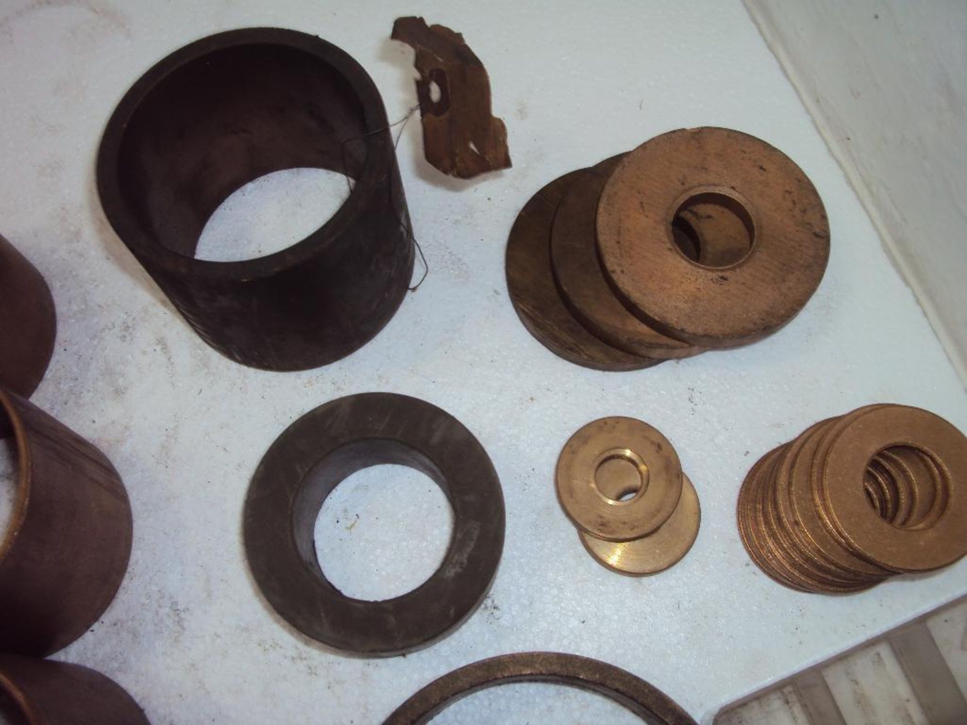 ASSORTED BRONZE BEARINGS AND BUSHINGS - Image 5 of 7