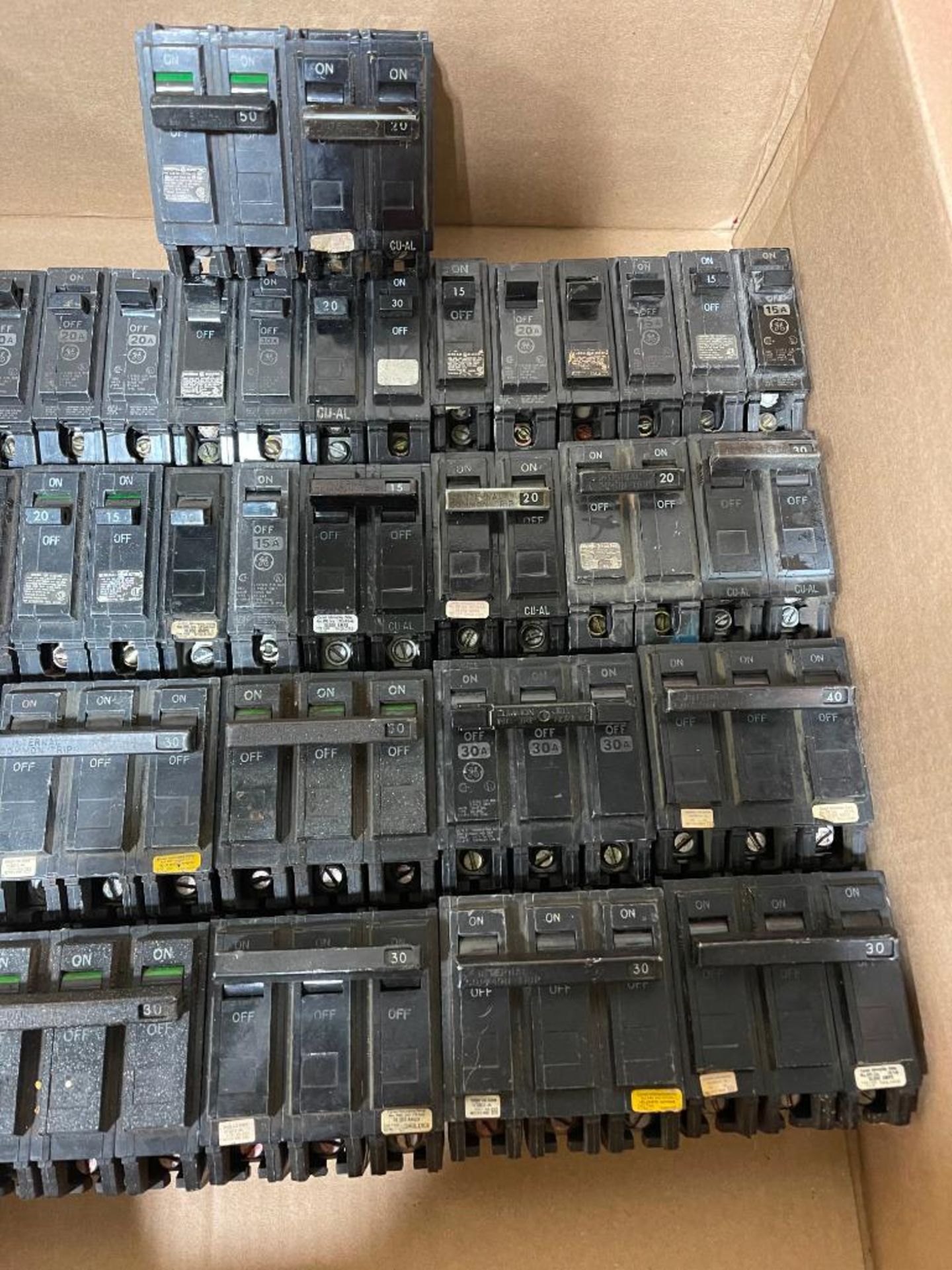 Lot of GE THQL Circuit Breaker 1,2 & 3 Pole - Image 3 of 3