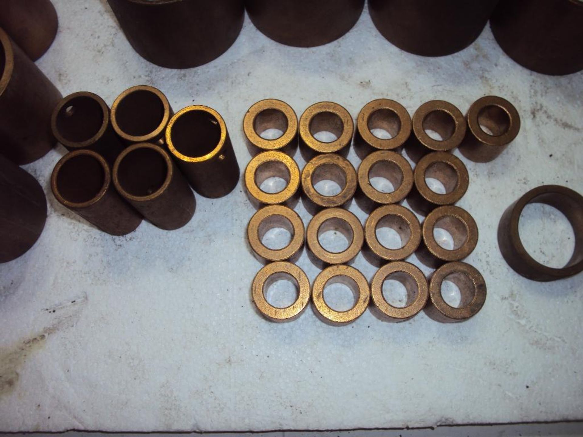 ASSORTED BRONZE BEARINGS AND BUSHINGS - Image 4 of 7