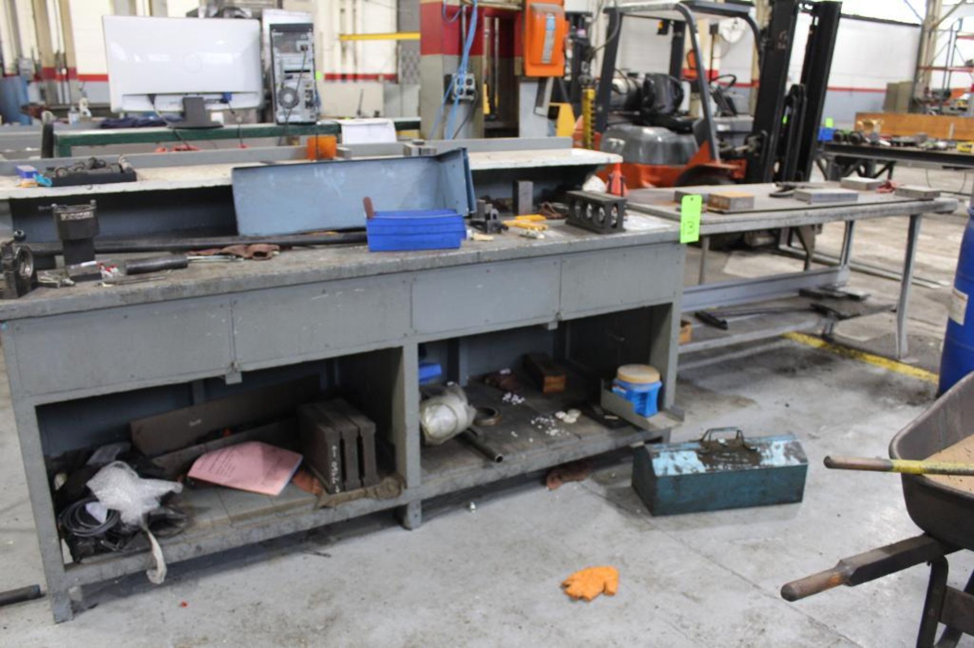 Lot of 4) Workbenches