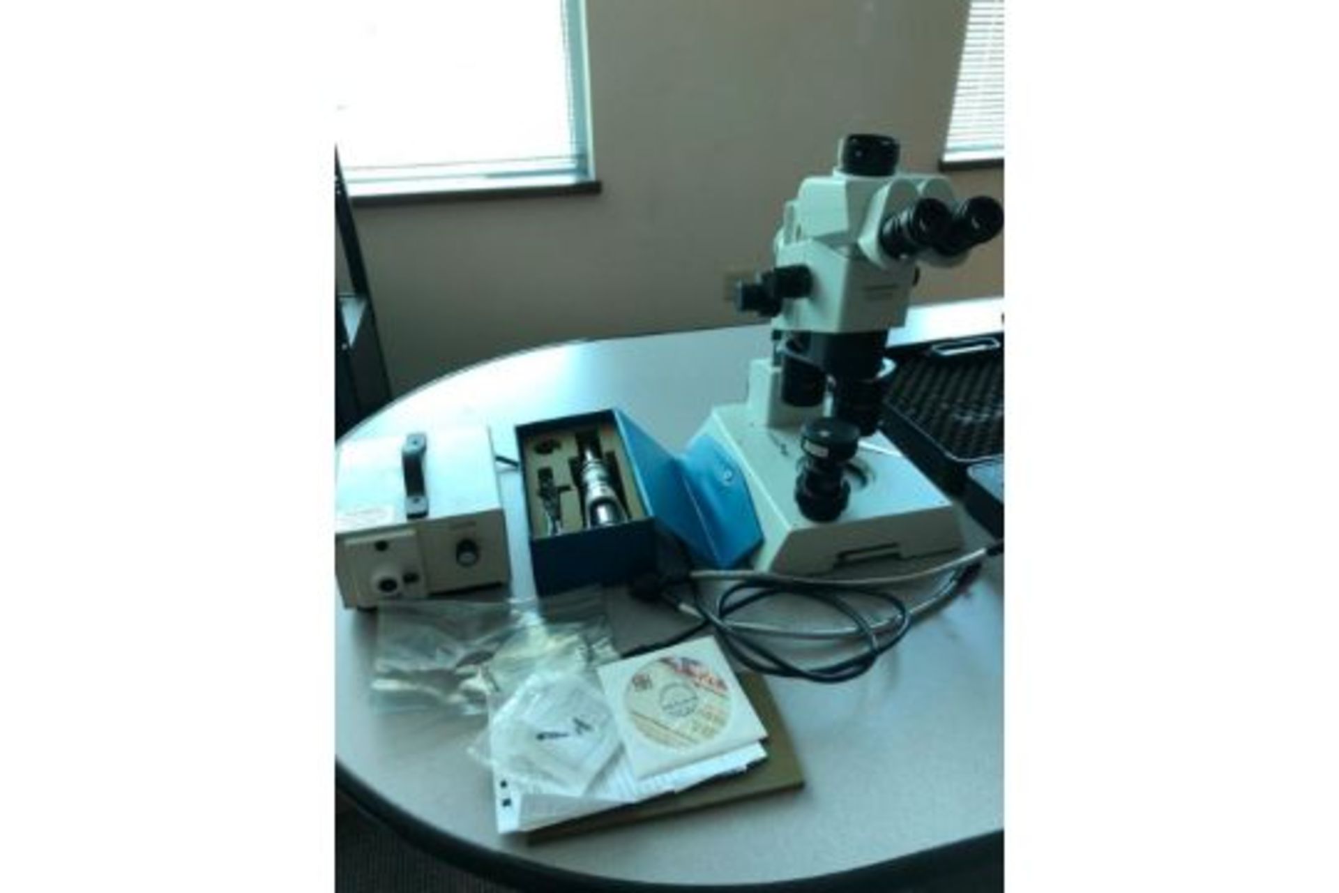 Olympus SZX12 Microscope