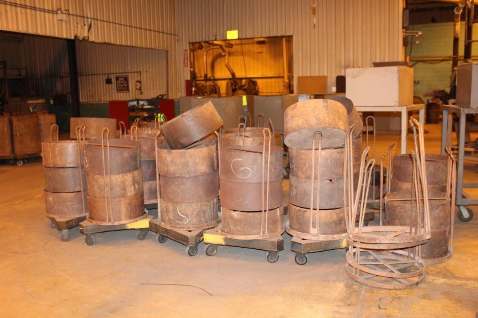 Lot of Metal Stackable Baskets with wheel bases - Image 3 of 3