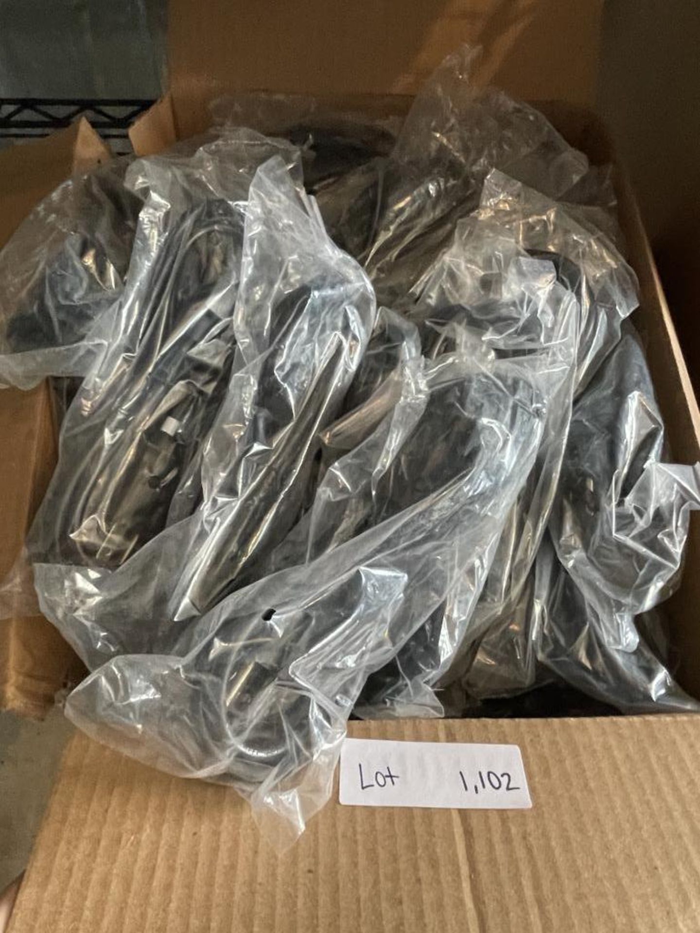 Lot Extension Cords in Plastic Bag