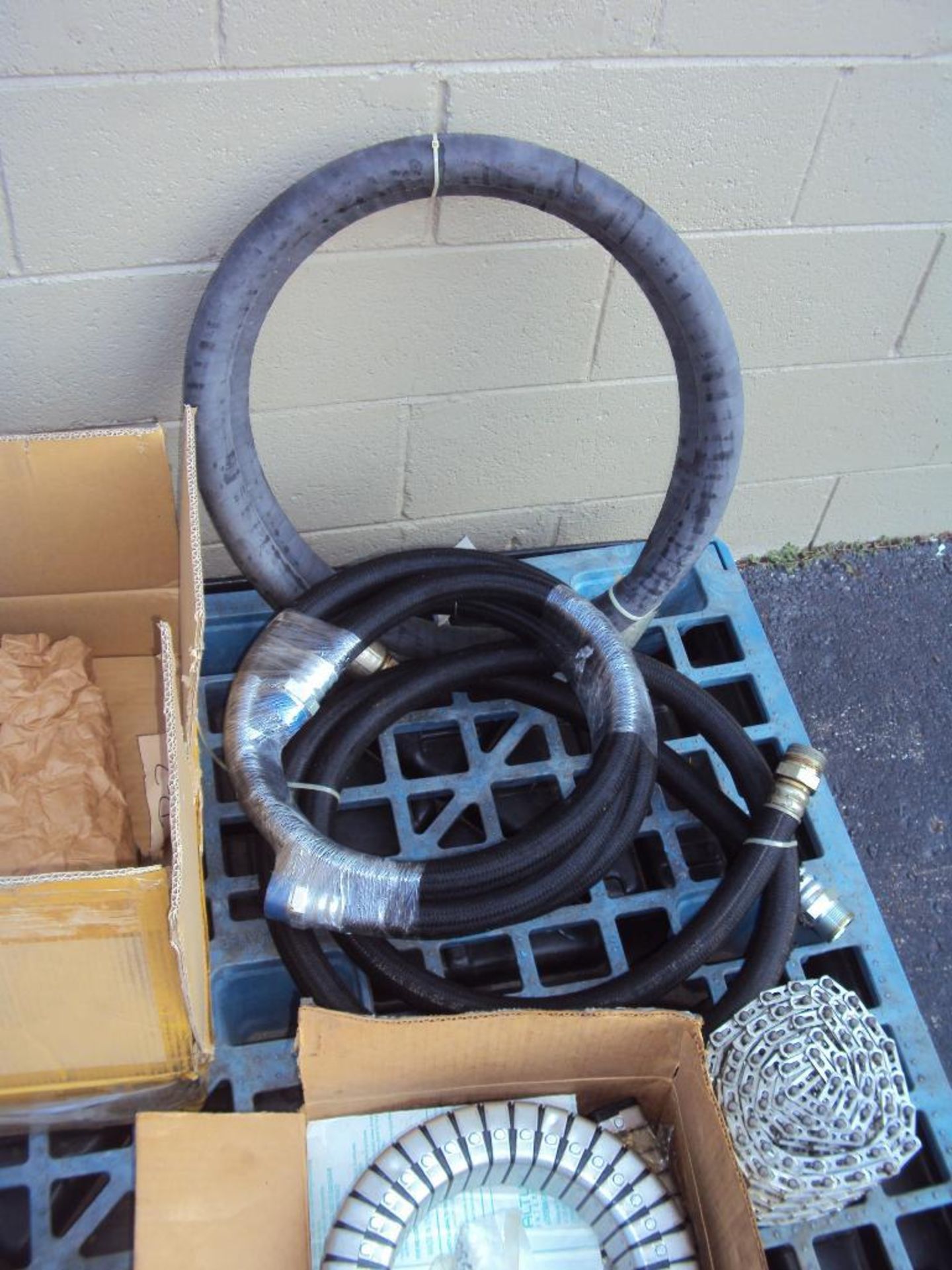 Assorted Hydraulic Hose, Stainless Steel Conveyor Chain and SS Wire Trough - Image 2 of 5