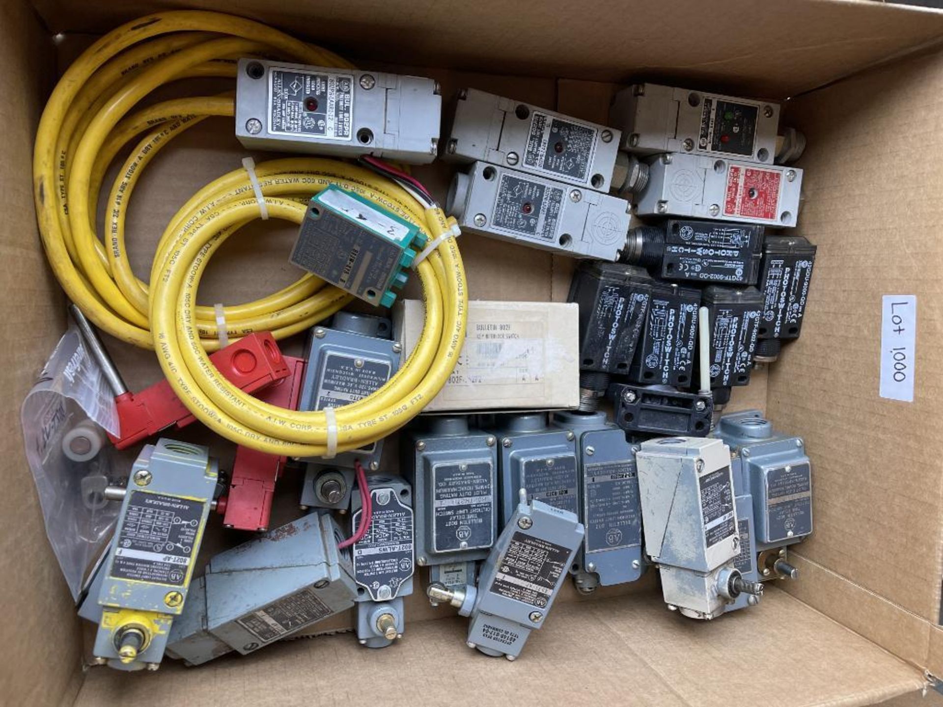 Lot Allen Bradley Limit Switch, Proximity Switch and Photoswitch