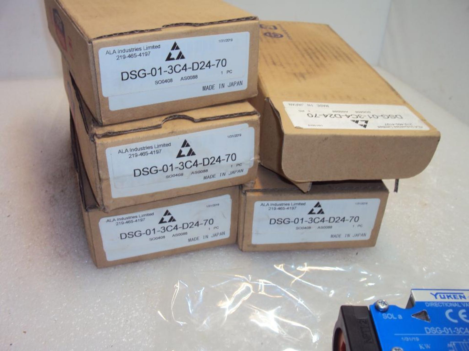 (5) Yuken DSG013C4D24-70 Directional Control Solenoid Hydraulic Valves - Image 3 of 3