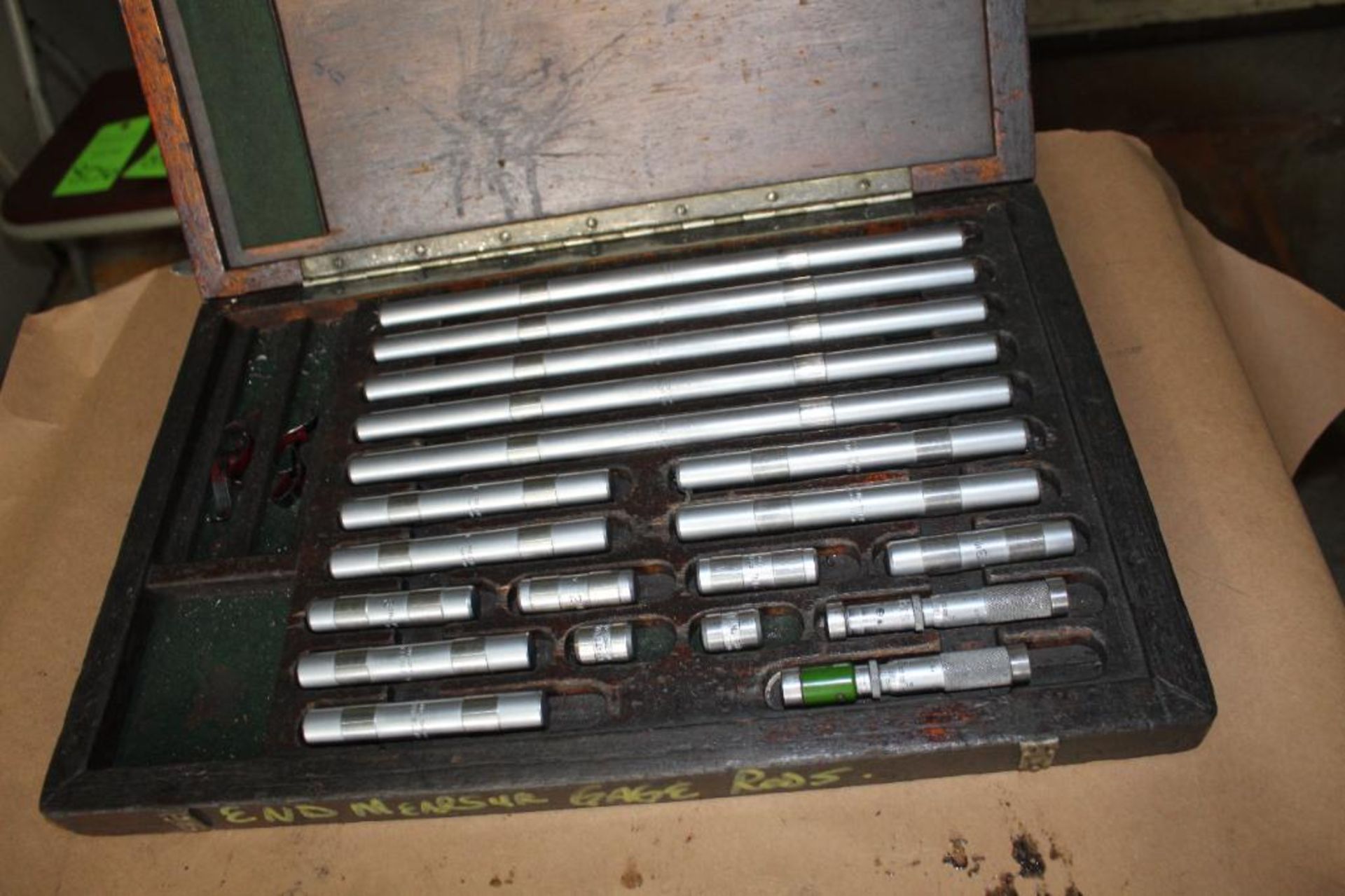 Pratt & Whitney Gage Set 1"-12" - Image 2 of 2