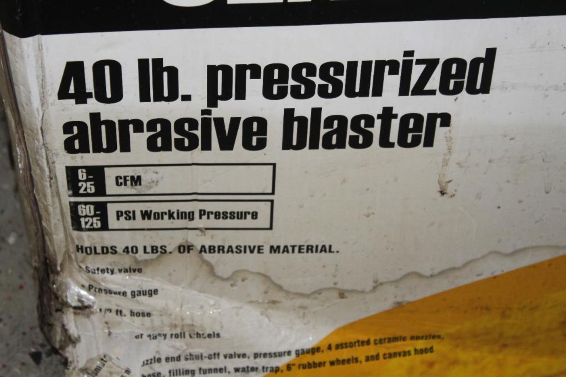 Central Pneumatic 40LB Pressurized Abrasive Blaster - Image 2 of 2