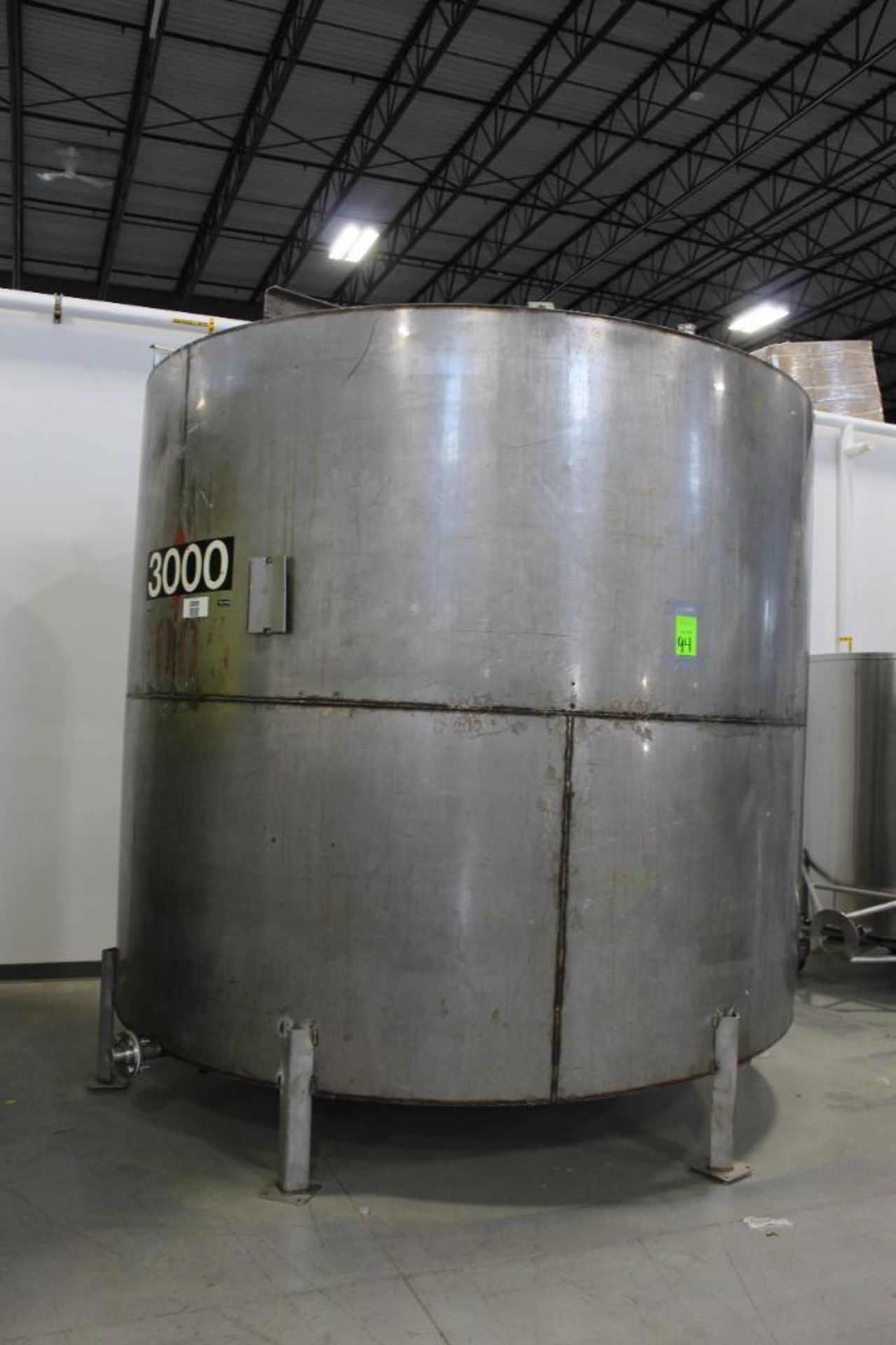 2000 Gallon Stainless Steel Tank
