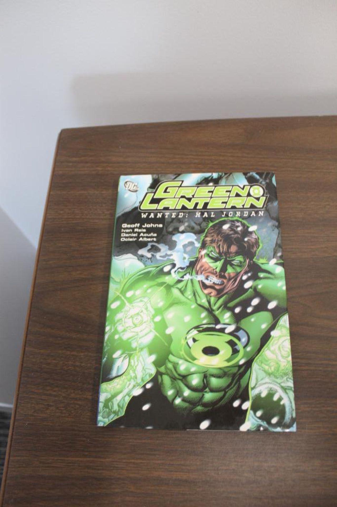 Lot of Comics - Green Lantern and Other Grapic Novels - Image 2 of 11