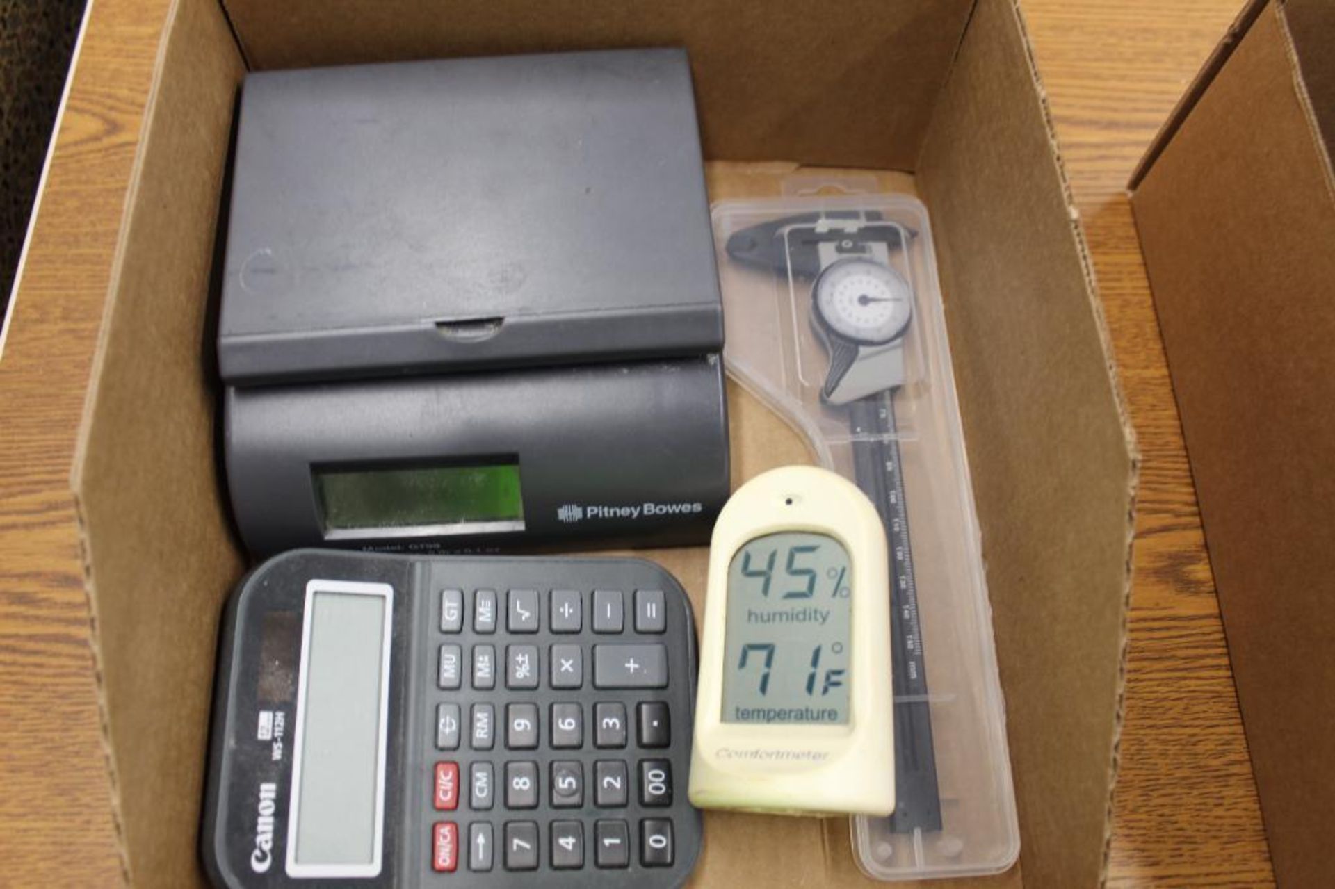 Scale, Temperature/Humidity Monitor, Calculator and Caliper - Image 2 of 2