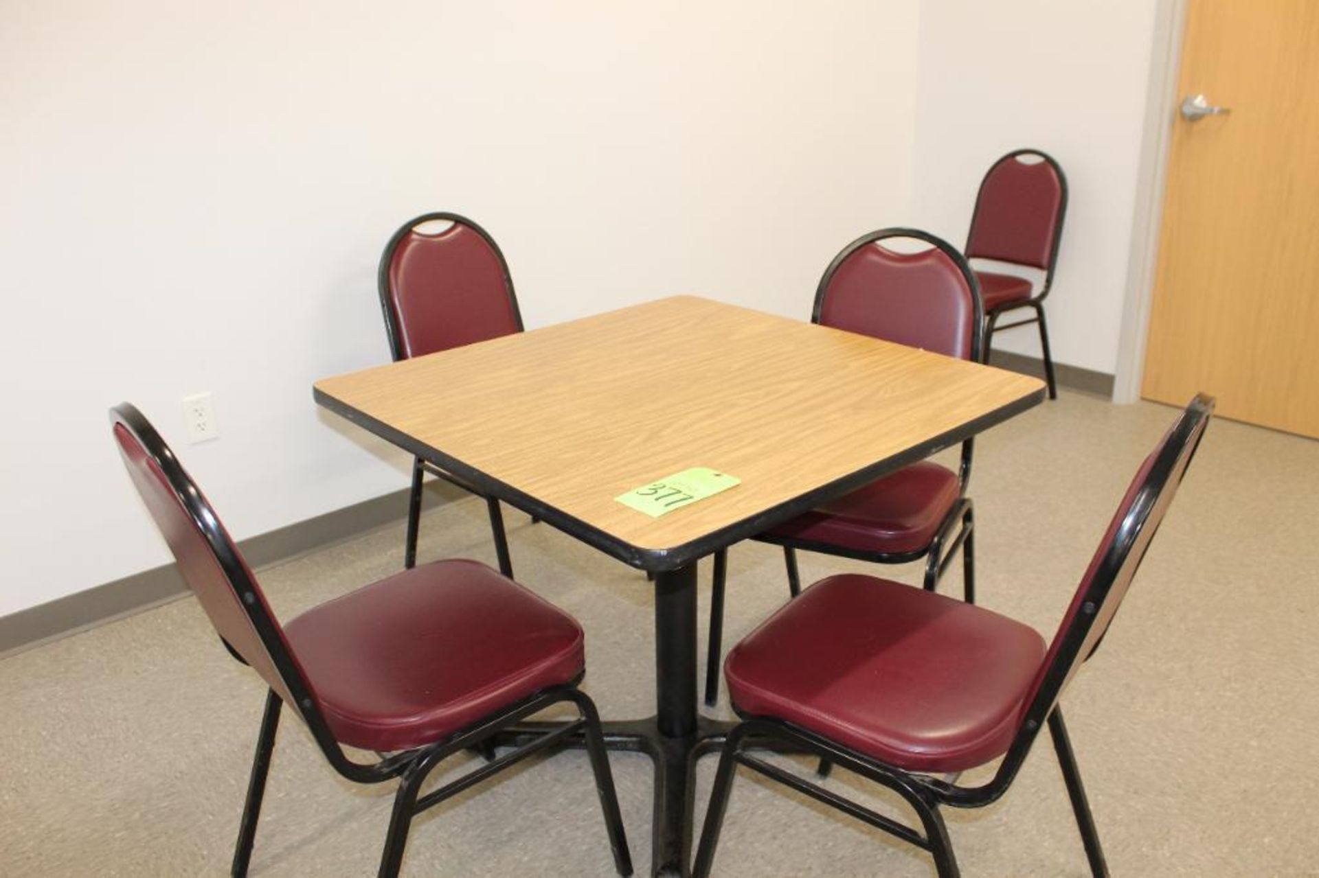 Square Table with 4 Chairs