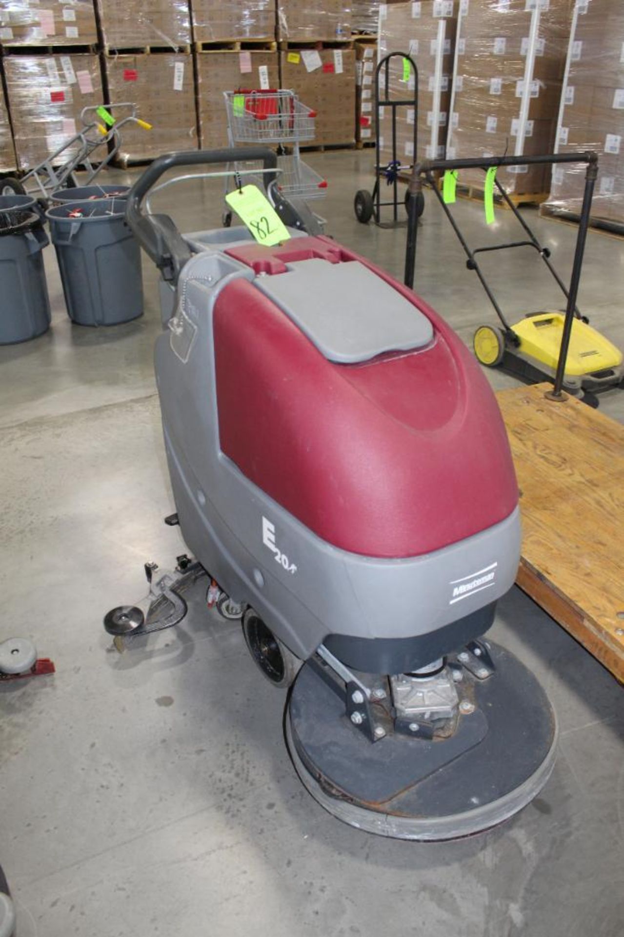 Minute Man Model E20 Automatic Scrubber - Image 2 of 4