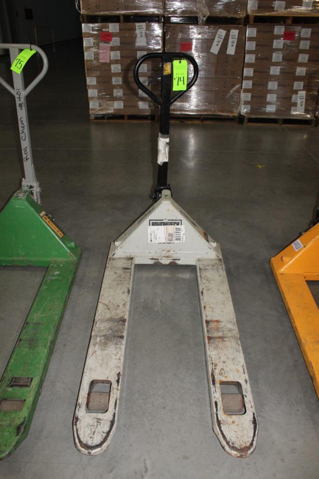 Roughneck 4400LB Capacity Pallet Jack