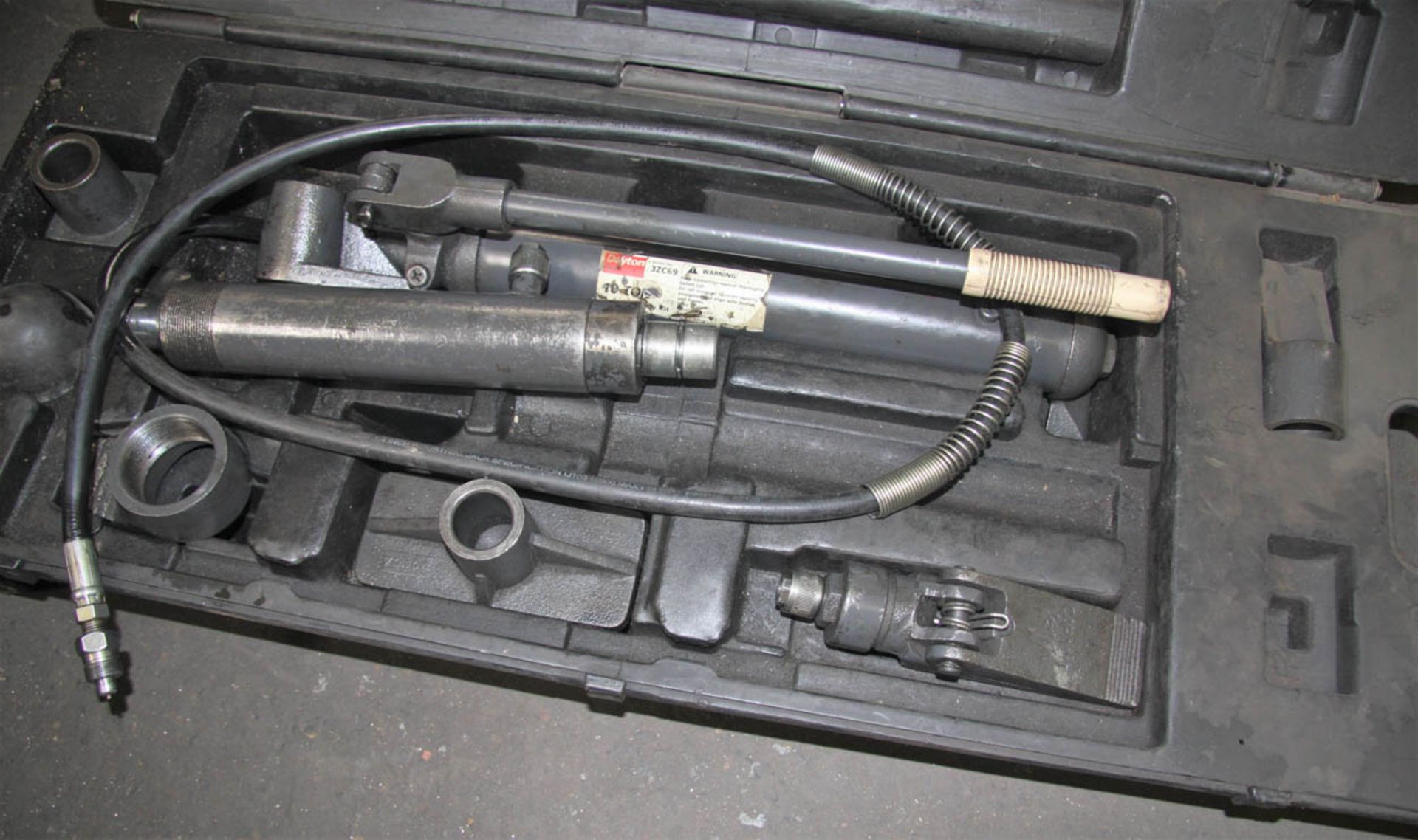 Dayton 10 Ton Hydraulic Body Kit, Mdl. 3CZ69