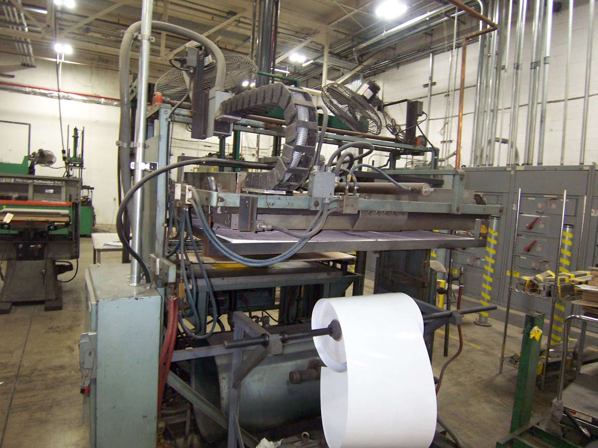 PACKAGING INDUSTRIES MDL.VF3050 SINGLE STATION THERMOFORMER, 30" X 50" TABLE - Image 3 of 3